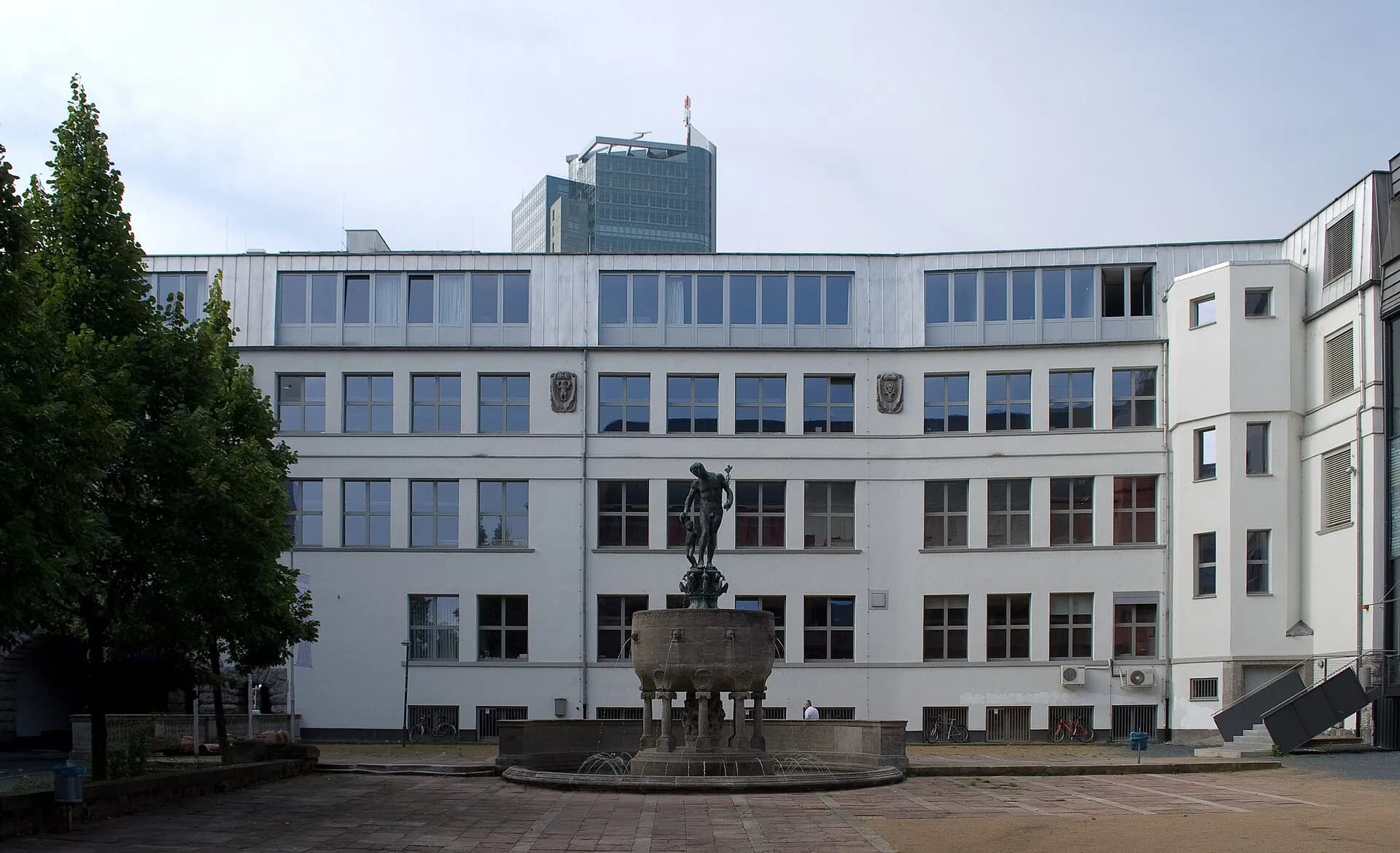 Innenhof der Hochschule für Gestaltung in Offenbach