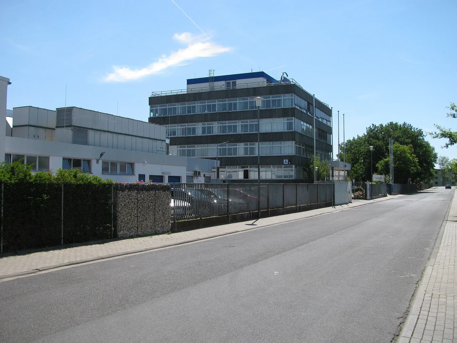 Bürogebäude an der Edisonstraße in Maintal-Hochstadt