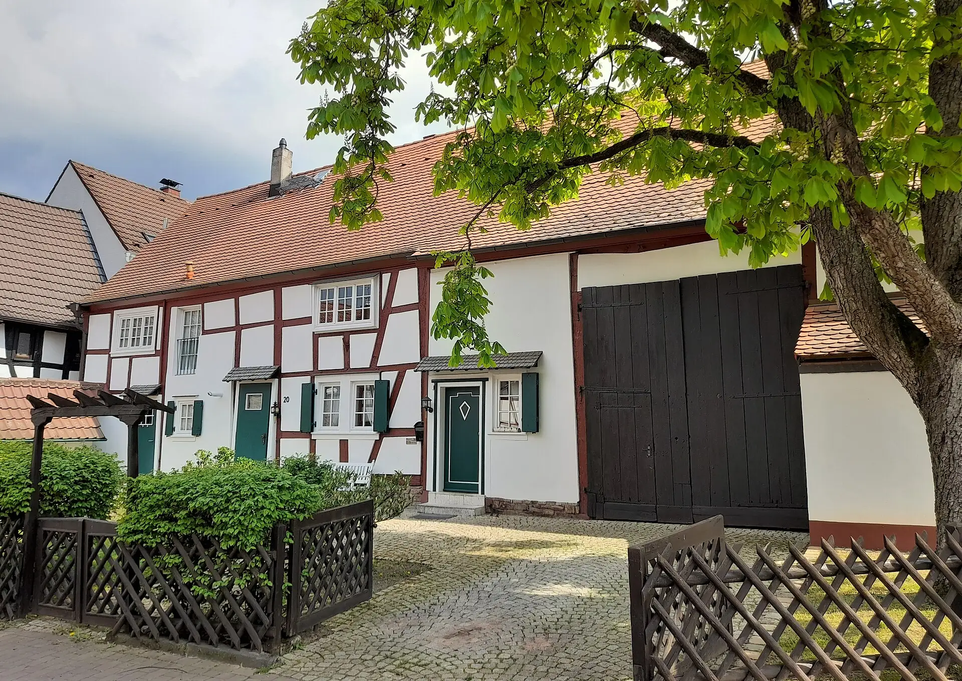 Hofanlage Tempelstraße 20 in Dreieich-Sprendlingen