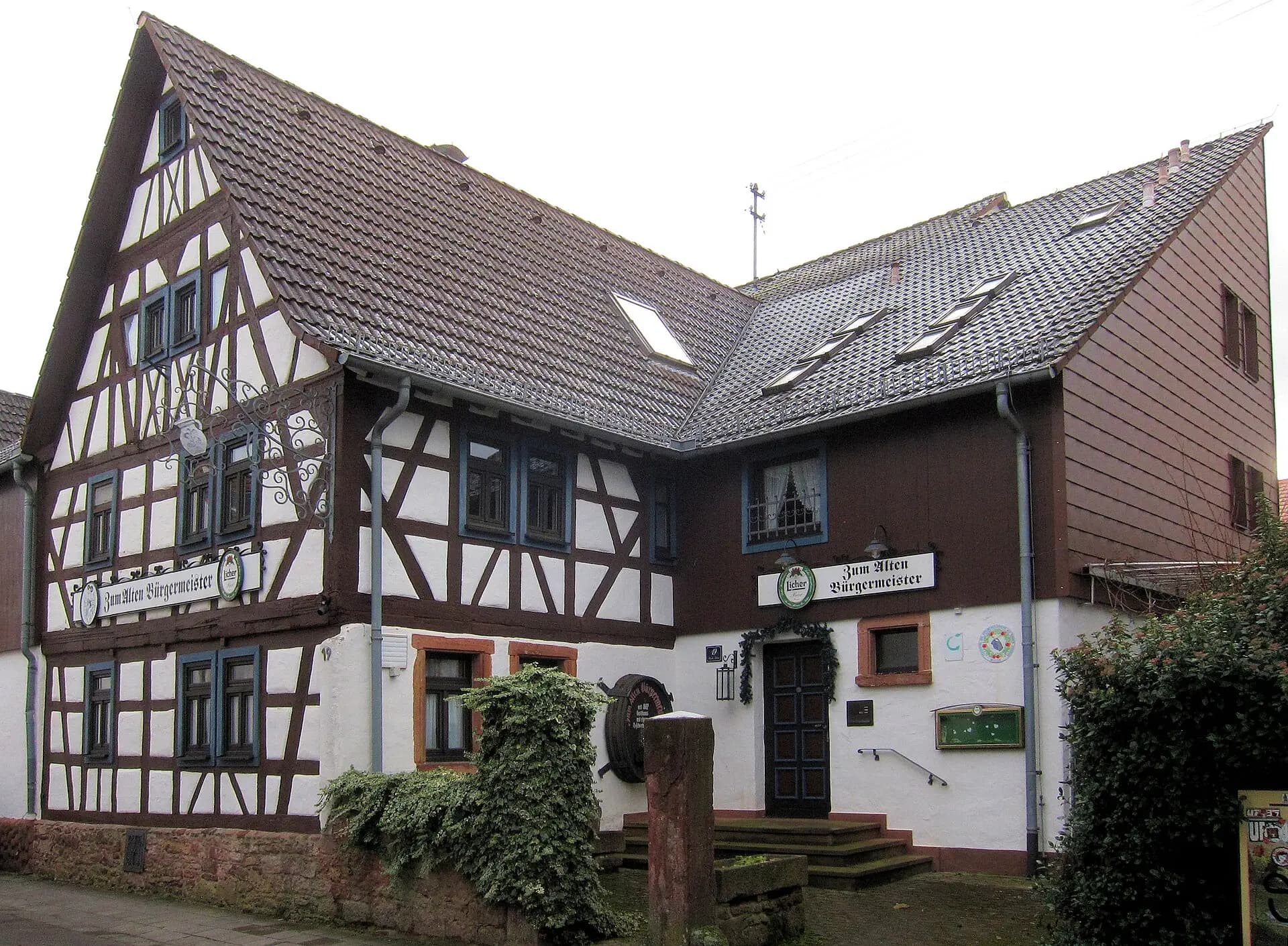 Fachwerkhofreite Am Alten Rathaus 19 in Dreieich-Offenthal