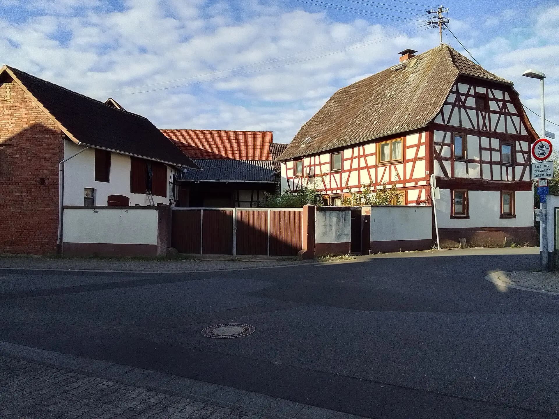 Hofreite Bahnhofstraße 14 in Dreieich-Offenthal