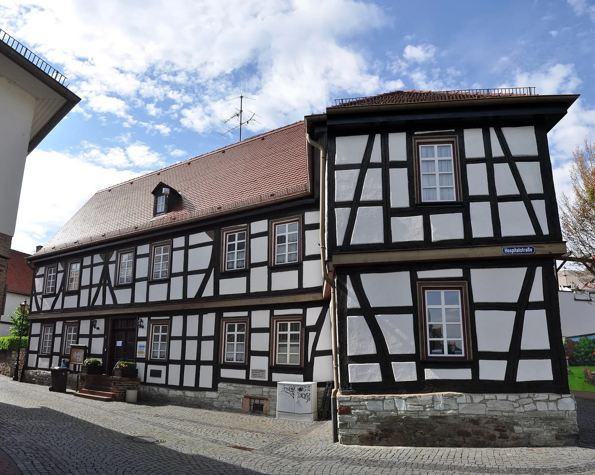 Fachwerk-Hofreite in der Hospitalstraße 9 in Oberursel (Taunus)