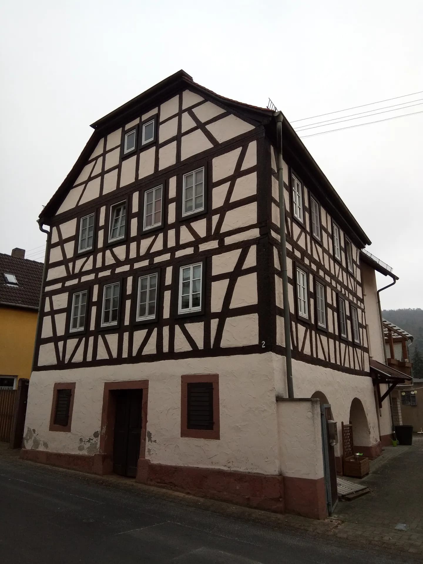 Fachwerkhaus in der Eichelsbacher Straße im Ortsteil Hofstetten in Kleinwallstadt