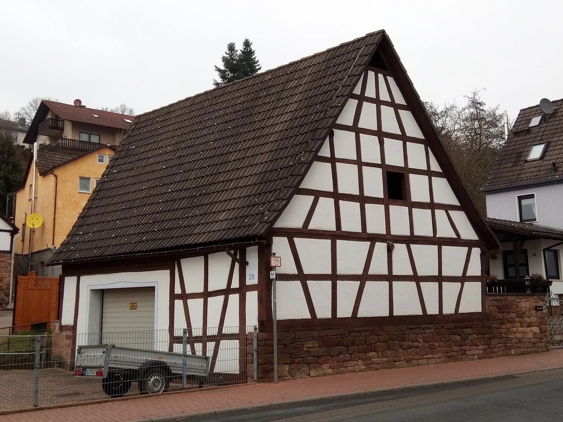 Fachwerkhaus in der Talstraße im Ortsteil Hofstetten in Kleinwallstadt