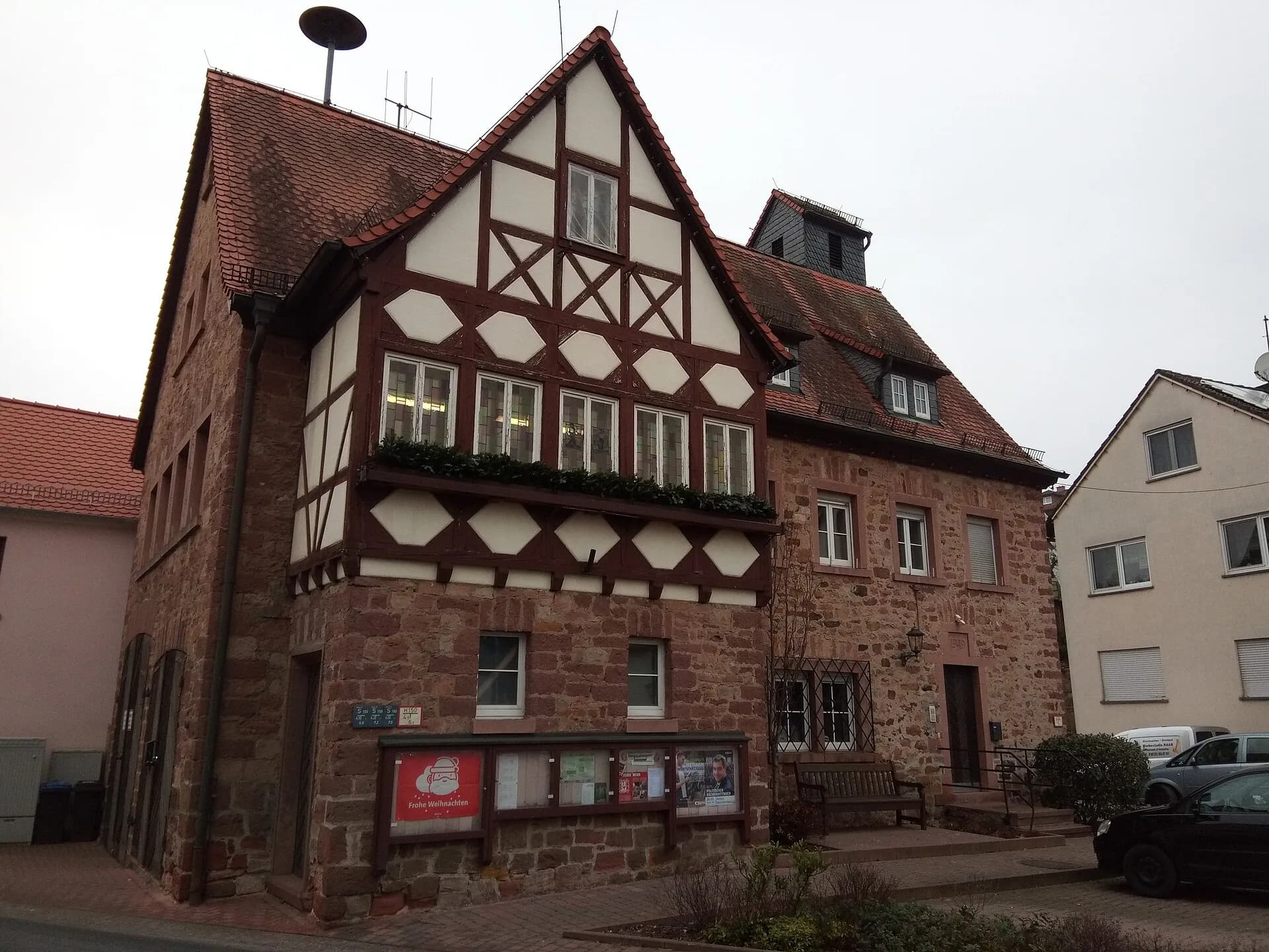 Sandsteinhaus in der Talstraße im Ortsteil Hofstetten in Kleinwallstadt