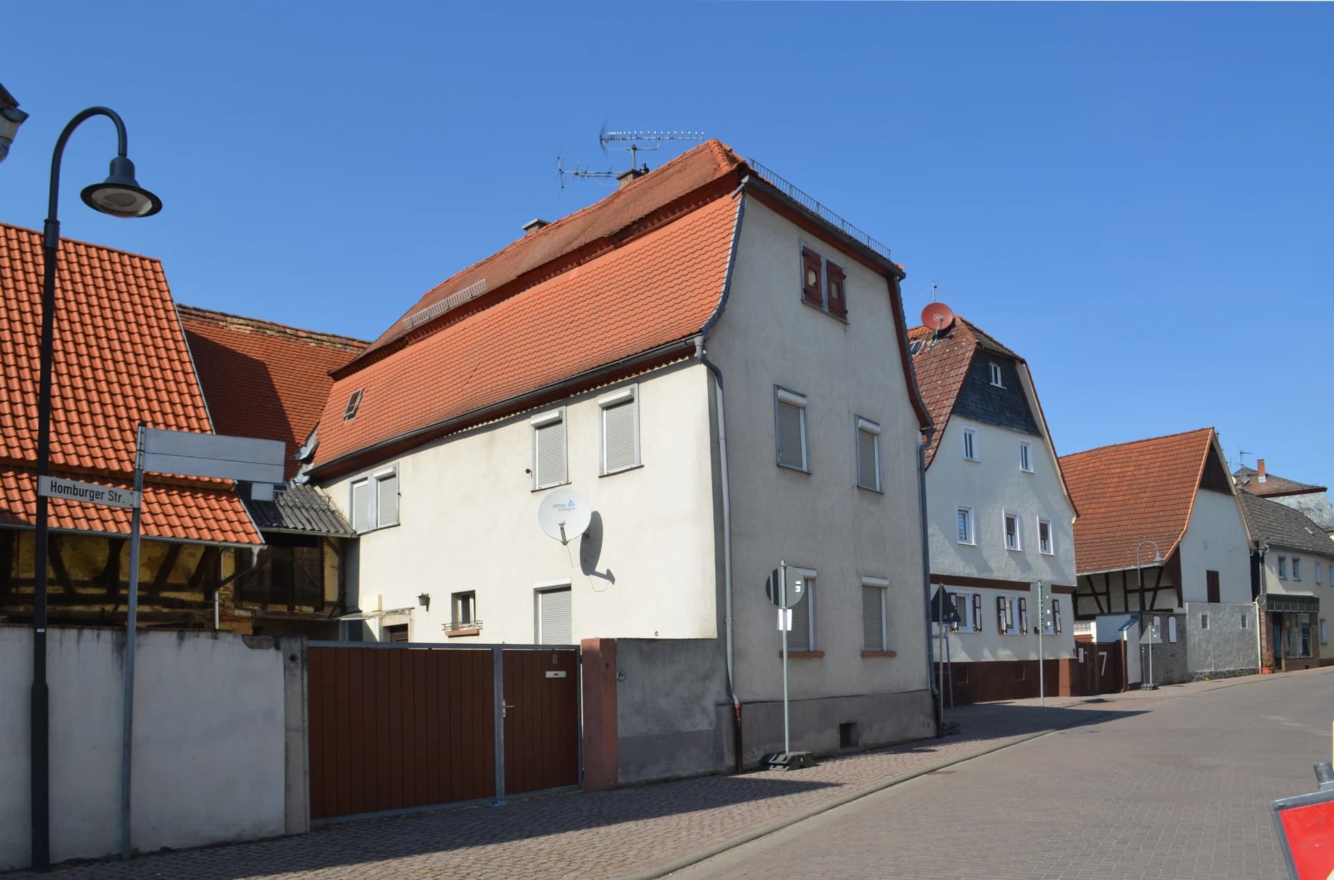 Wohnhäuser an der Homburger Straße 9 in Ober-Rosbach, Rosbach vor der Höhe