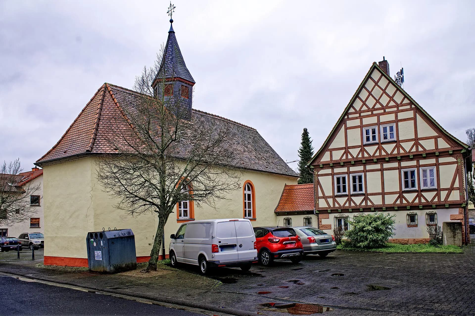 Ehemalige Michaelskapelle neben dem Alten Rathaus im Ortsteil Horbach in Freigericht