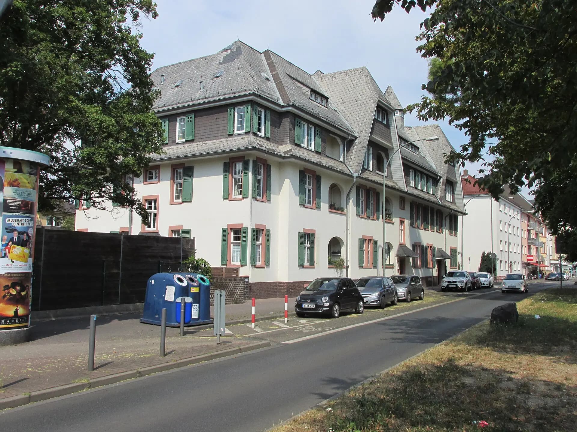 Eckhaus in der Hügelstraße in Frankfurt Dornbusch