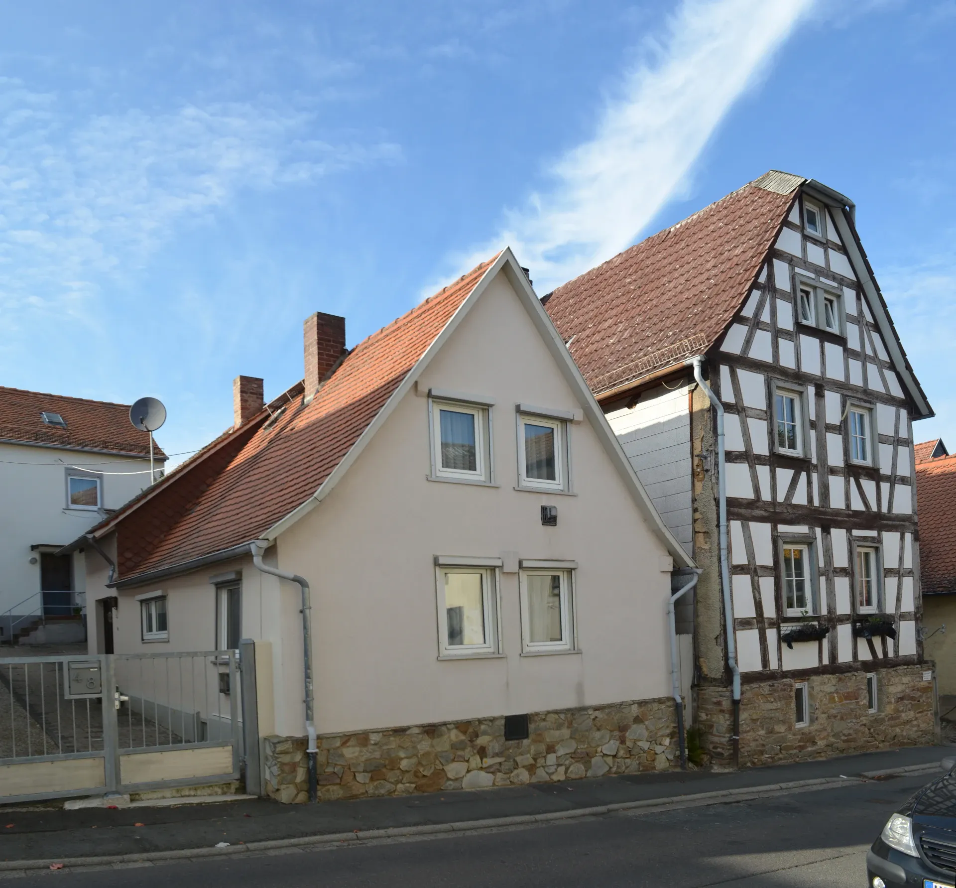 Wohnhäuser Hugenottenstraße 48 und 50 in Friedrichsdorf