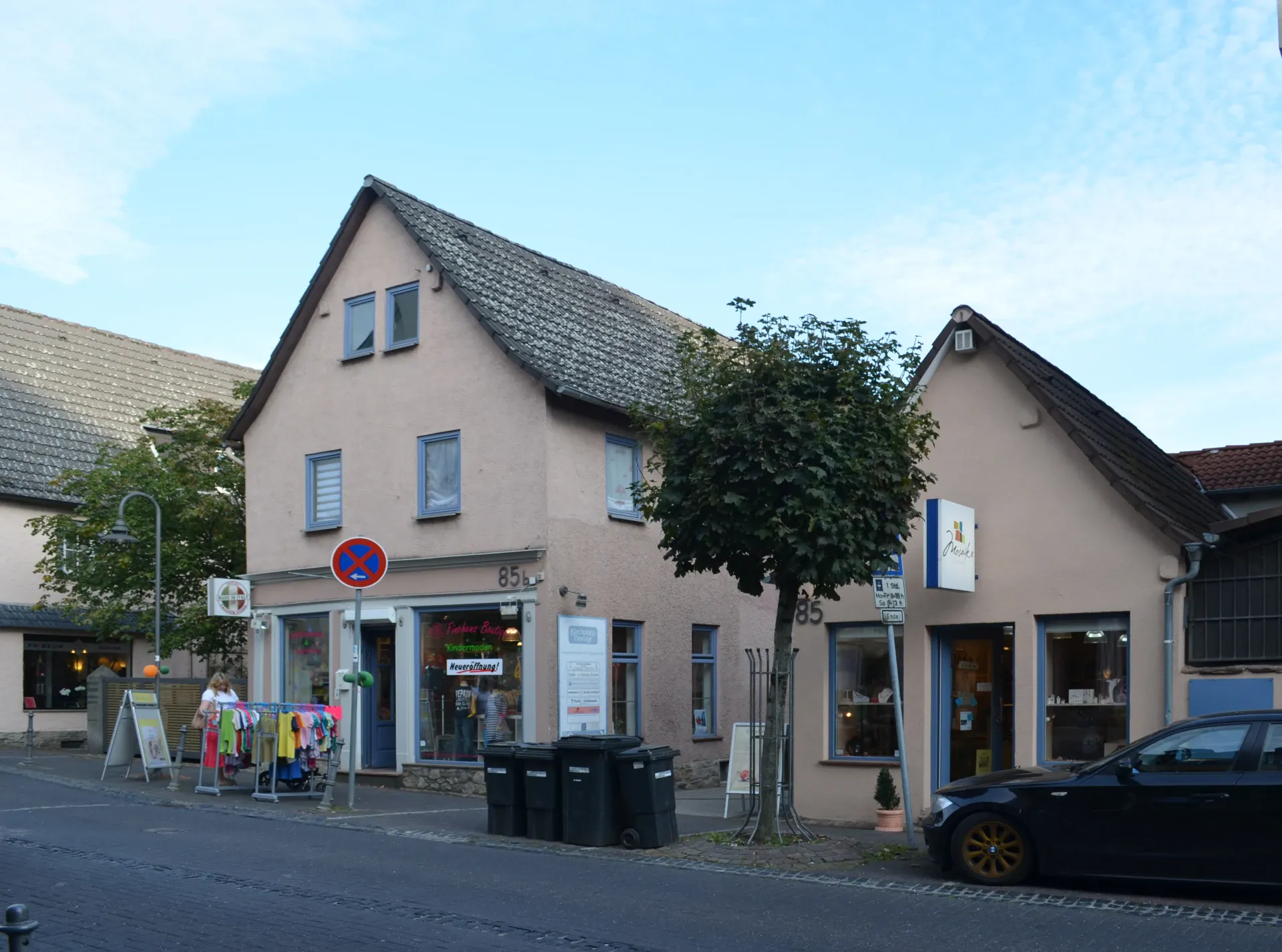 Wohn- und Geschäftshäuser Hugenottenstraße 85 in Friedrichsdorf