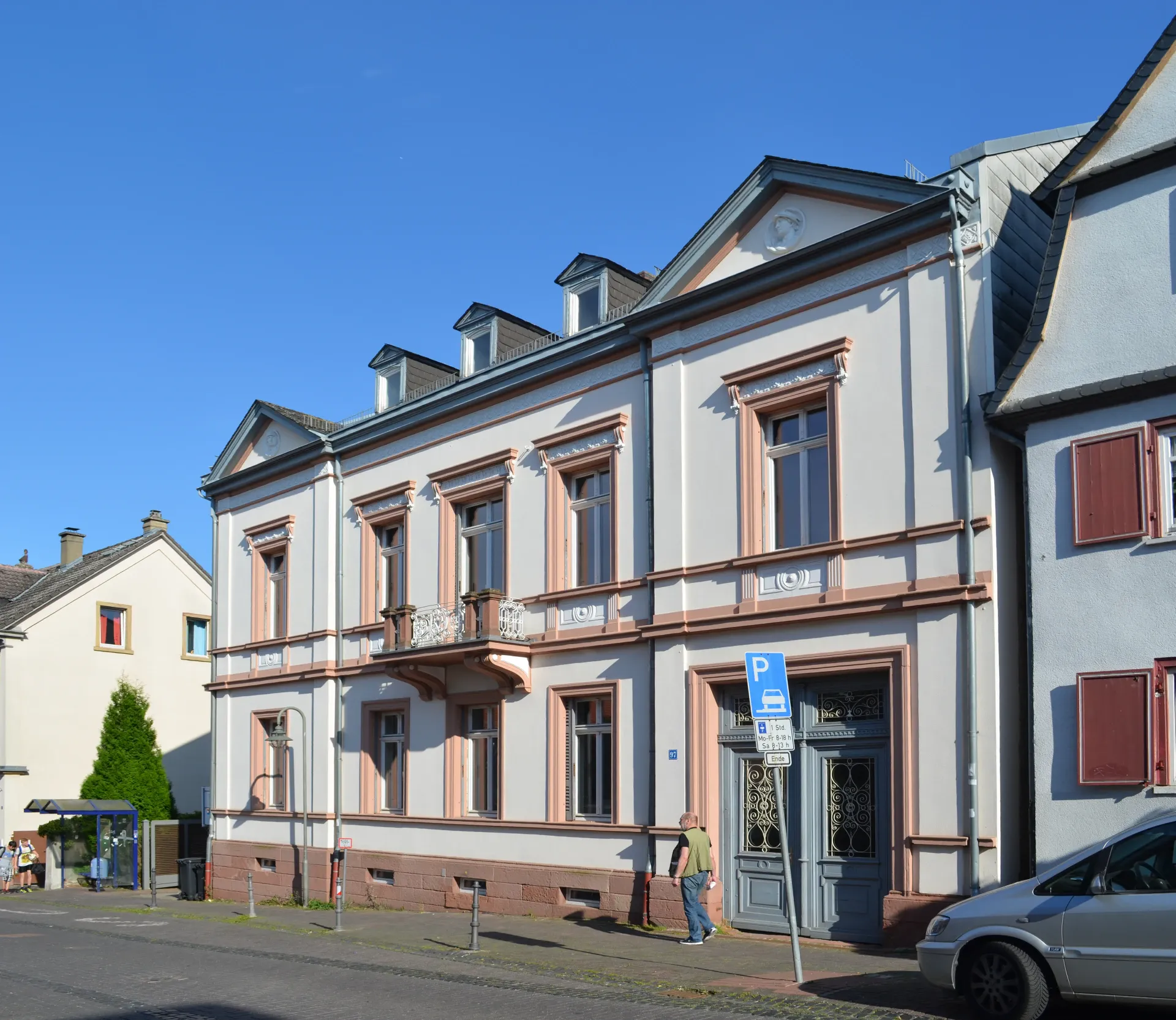 Hugenottenstraße 97 in Friedrichsdorf
