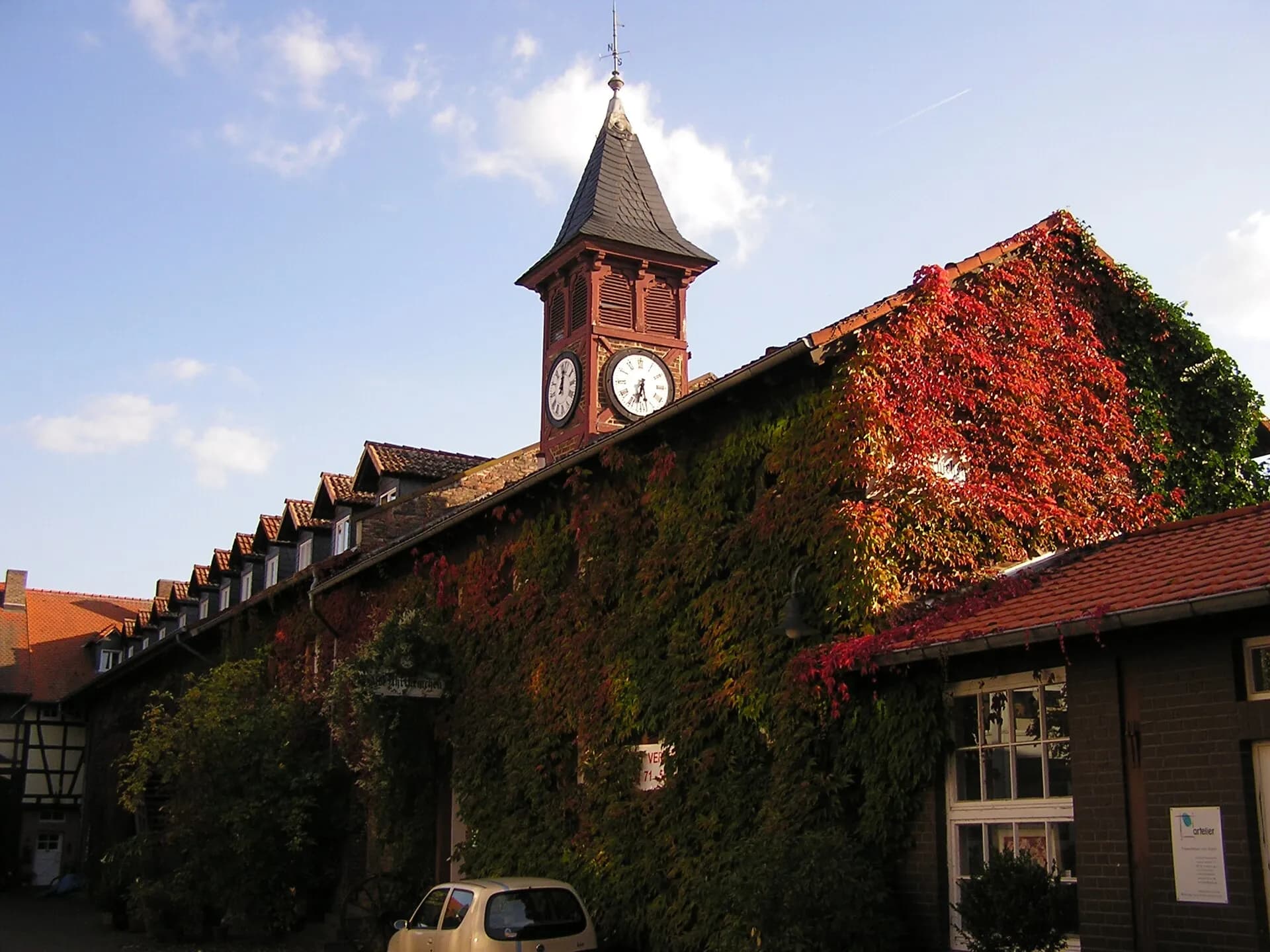 Uhrtürmchen des Institut Garnier in Friedrichsdorf