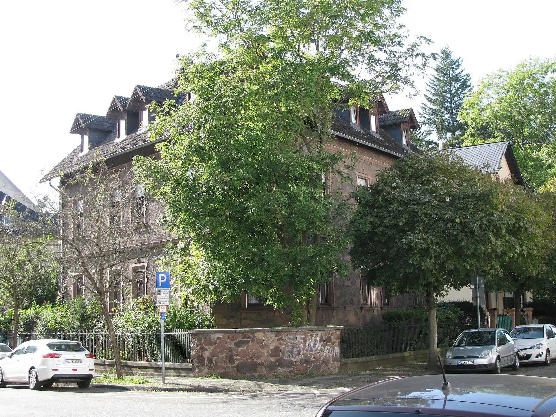 Bruchsteinvilla in der Jahnstraße in Hanau