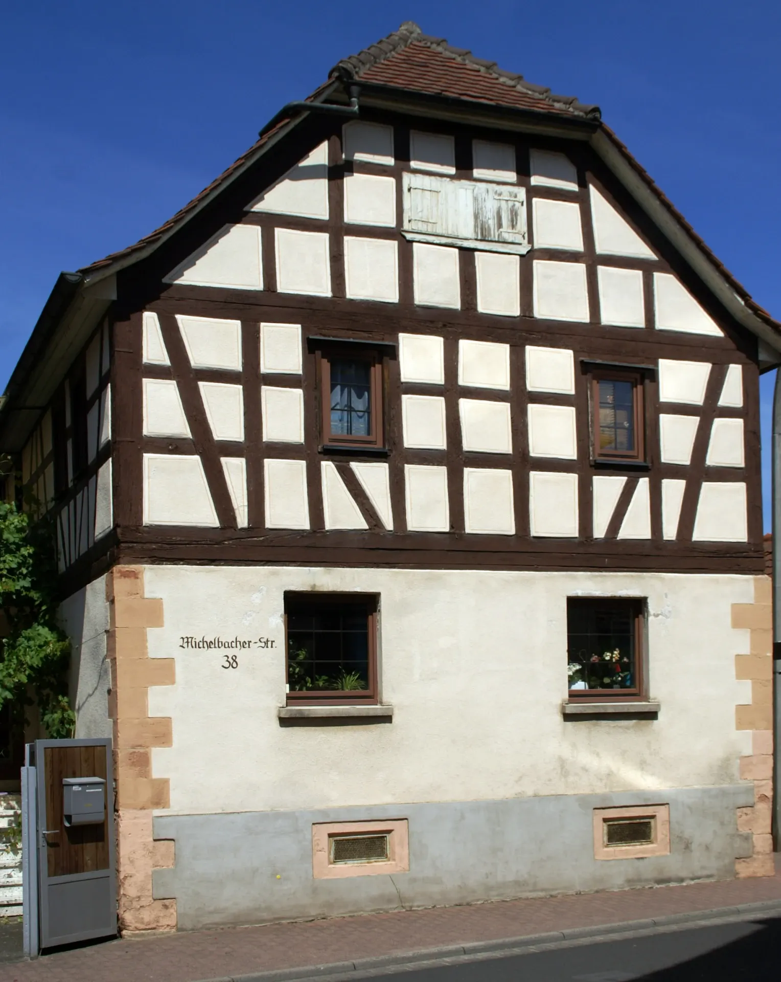Historisches Wohnhaus an der Michelbacher Straße in Alzenau-Kälberau