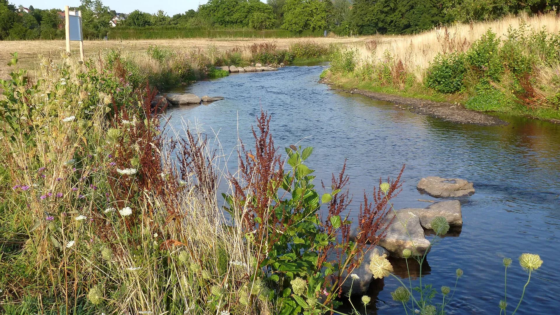 Renaturierter Abschnitt der Kahl in Alzenau