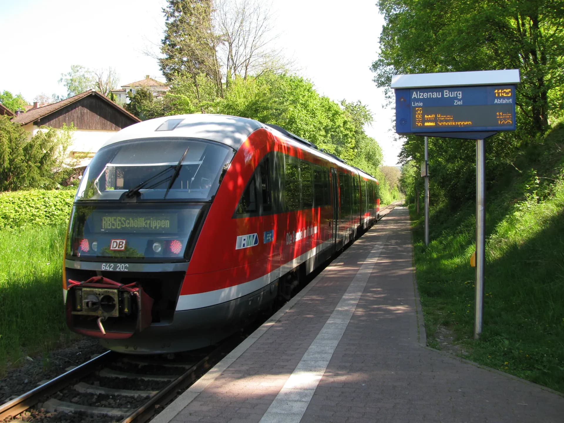 Triebwagen der Kahlgrundbahn in Alzenau