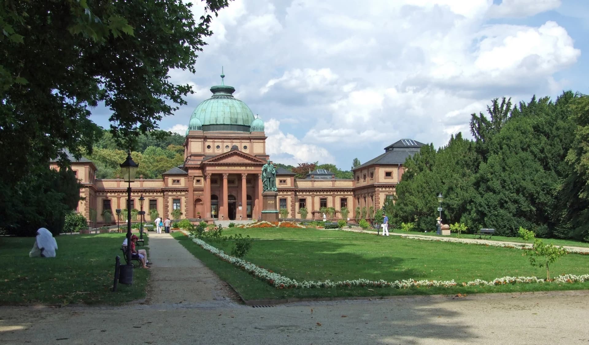 Kaiser-Wilhelms-Bad im Kurpark Bad Homburg