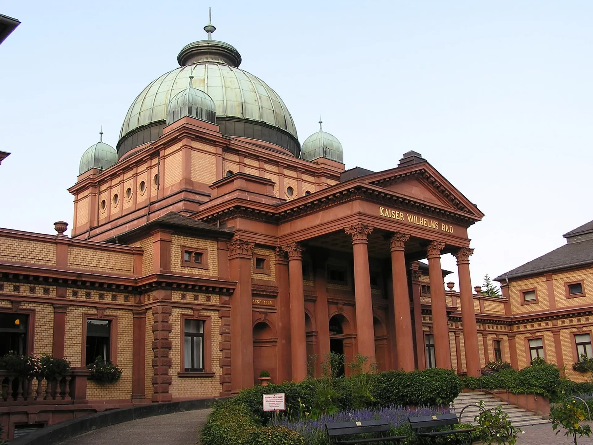 Kaiser-Wilhelms-Bad im Kurpark Bad Homburg