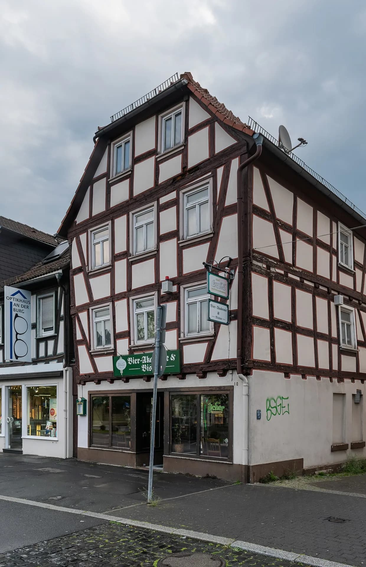 Fachwerkeckhaus Kaiserstraße 10 in Friedberg (Hessen)