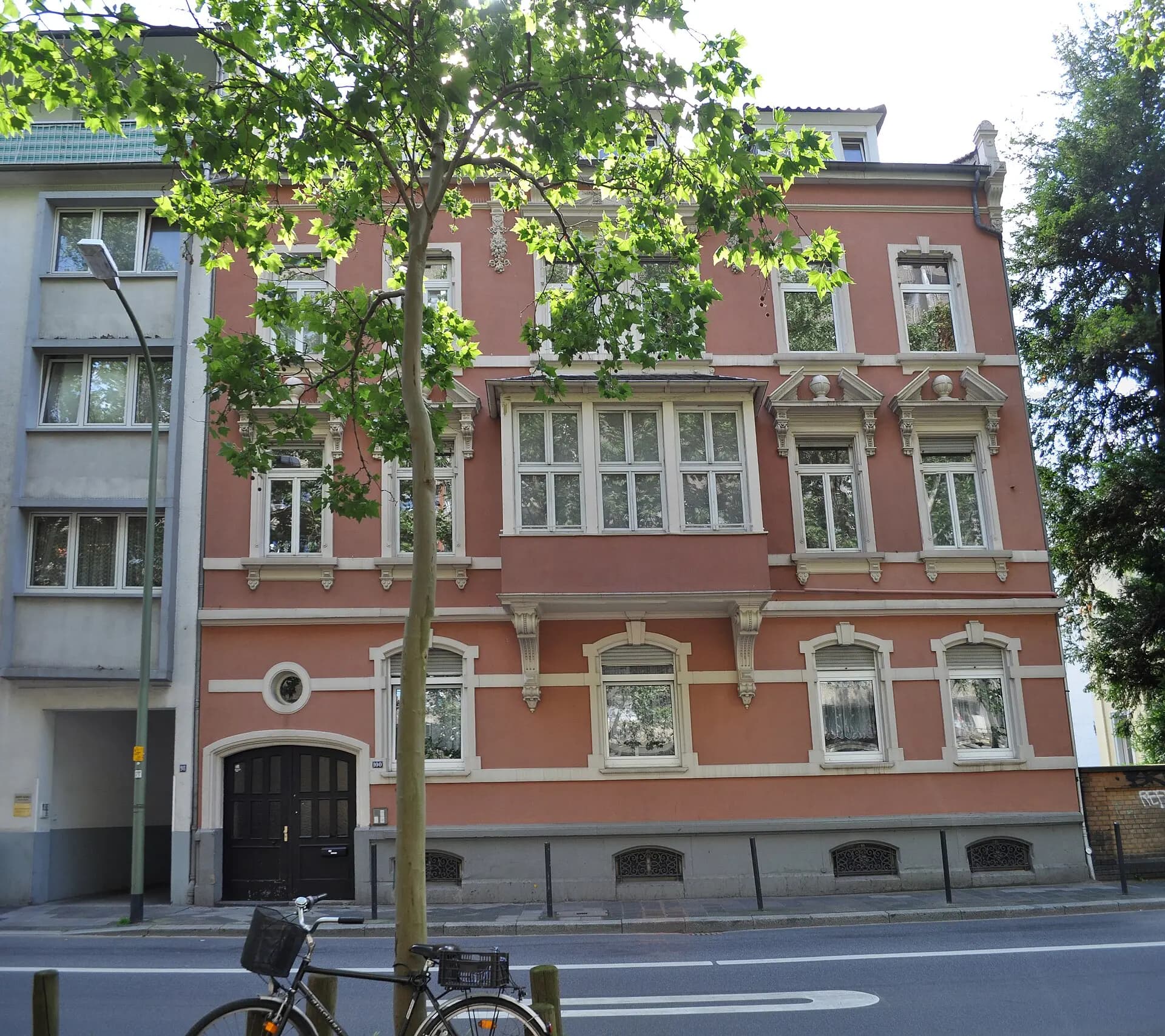 Wohnhaus Kaiserstraße 100 in Offenbach