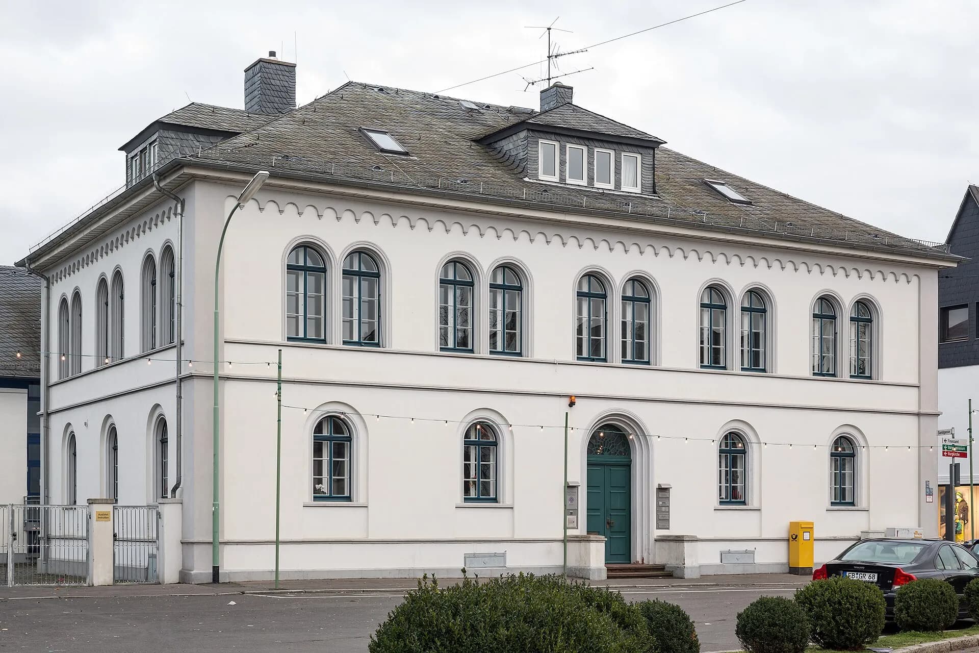 Klassizistisches Gebäude Kaiserstraße 2 in Friedberg (Hessen)