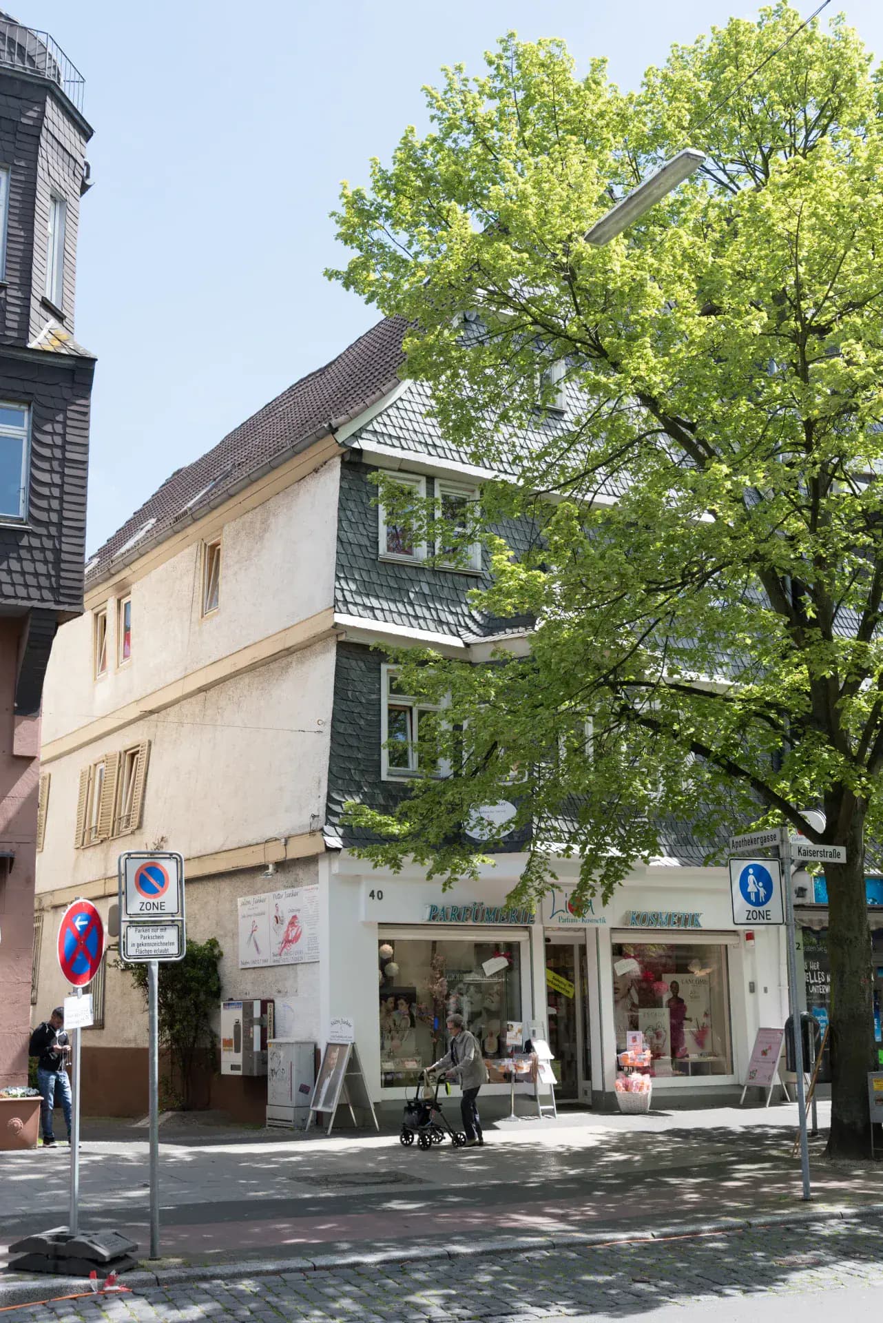 Wohn- und Geschäftshaus Kaiserstraße 40 in Friedberg (Hessen)