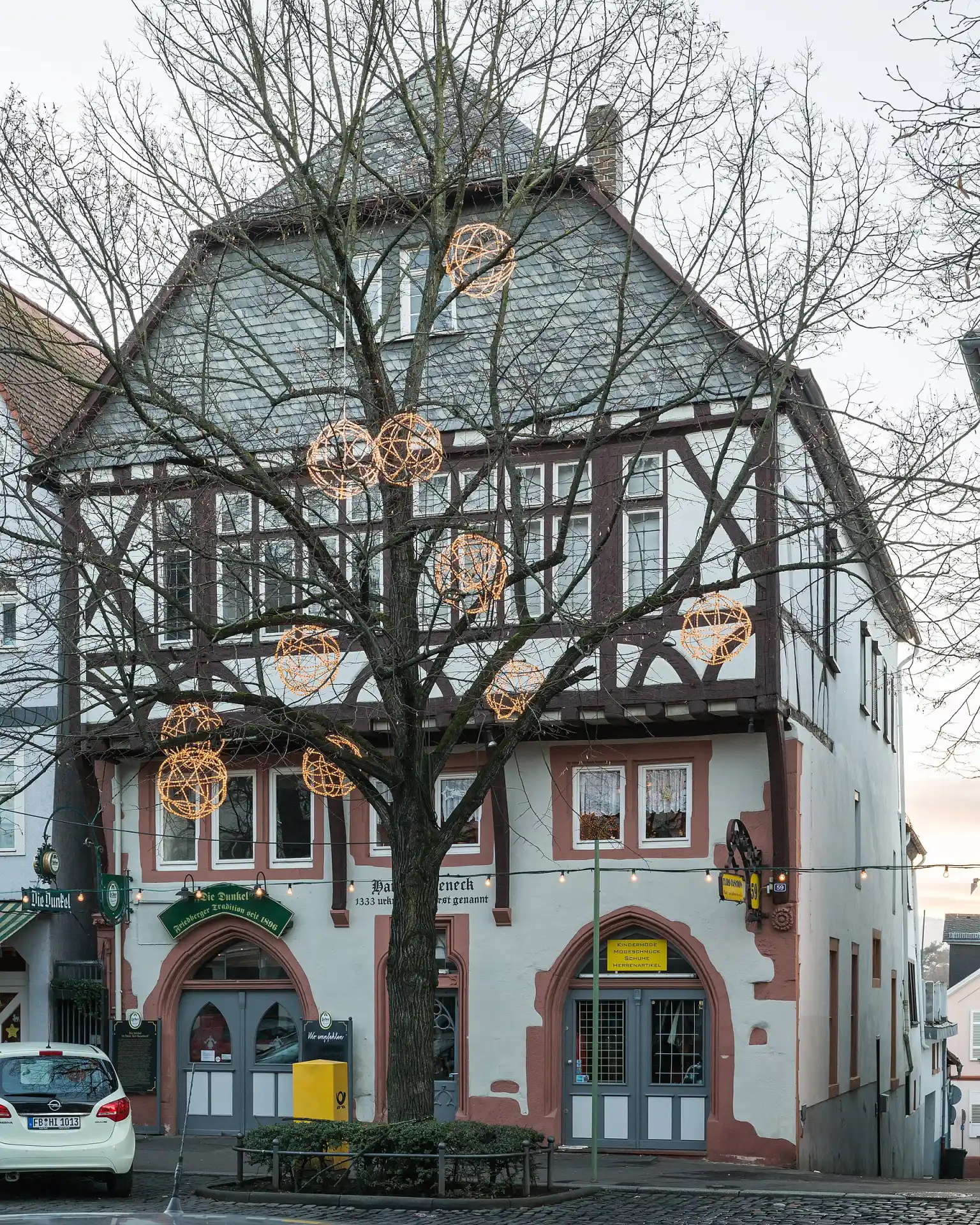 Fachwerkgiebel Kaiserstraße 59–61 in Friedberg (Hessen)
