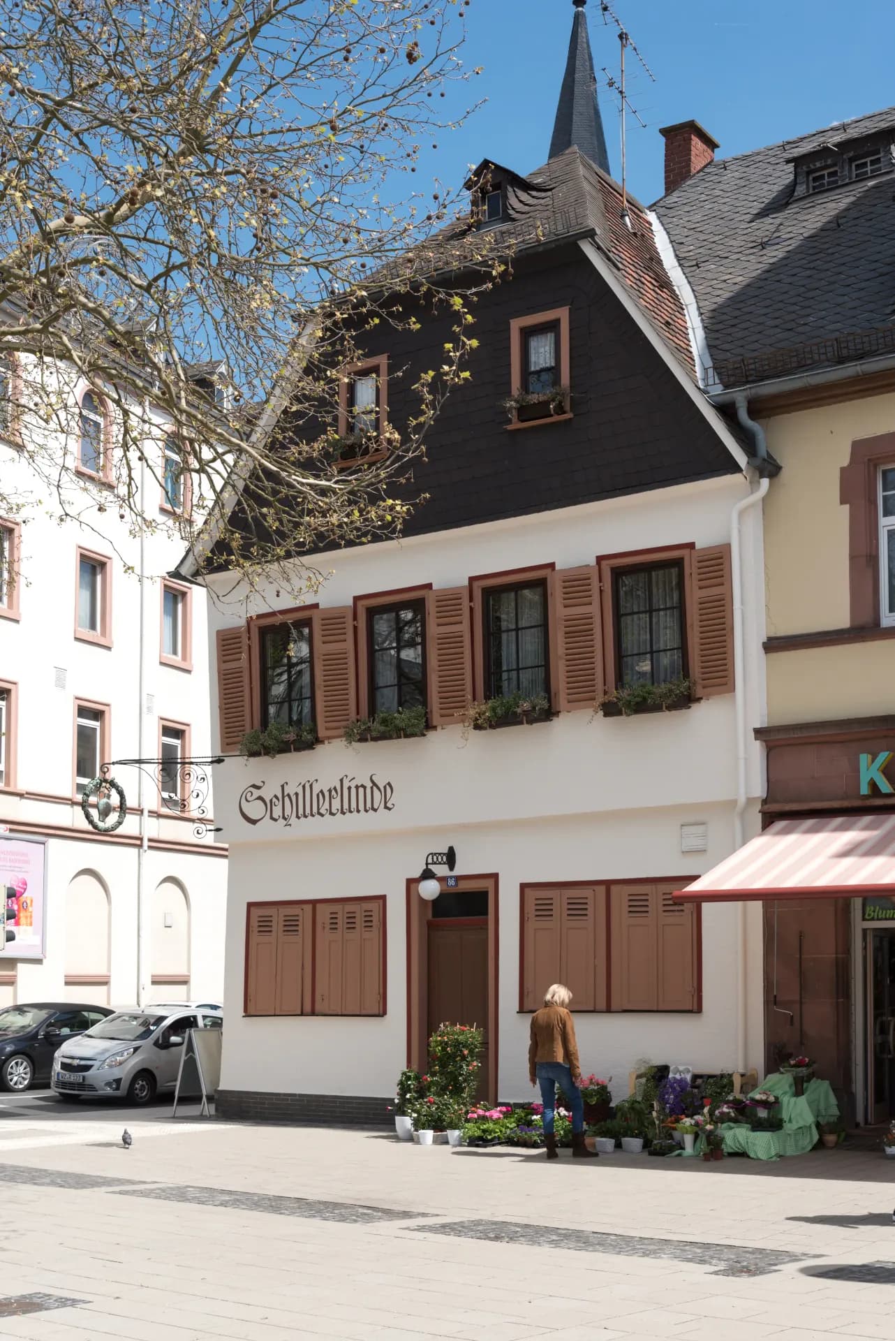 Gasthaus Schillerlinde an der Kaiserstraße 86 in Friedberg (Hessen)