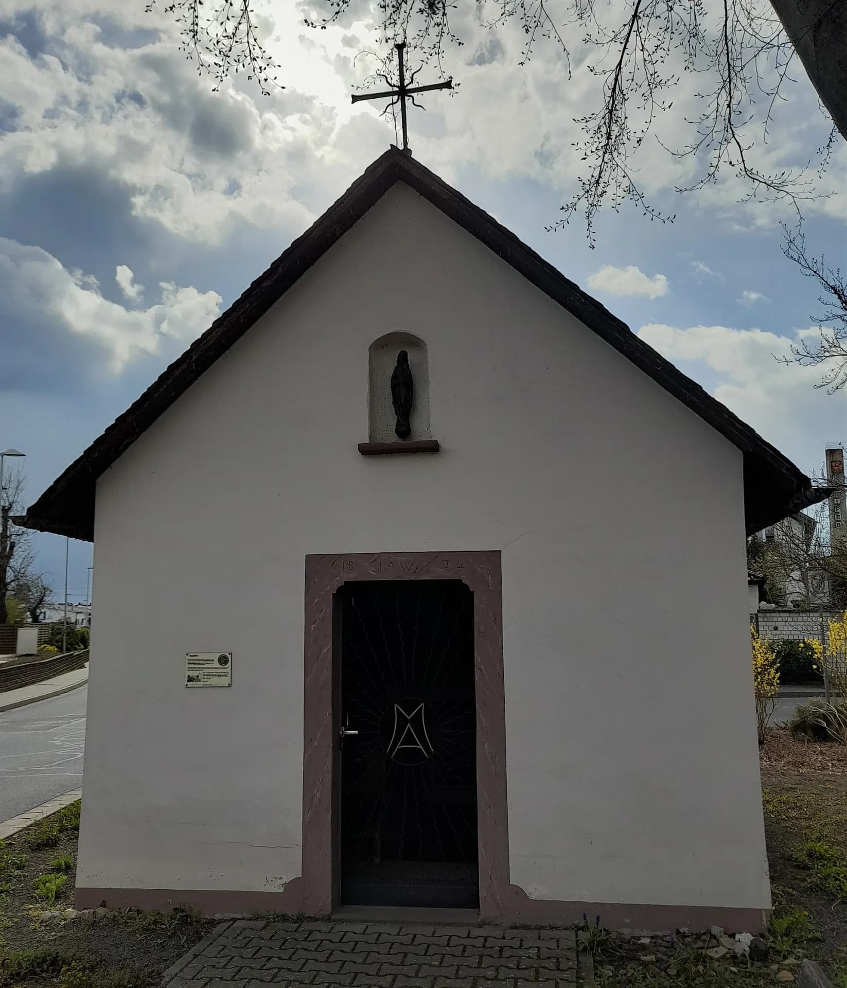 Eingangsseite der Kapelle Mater Dolorosa in Rodgau-Jügesheim