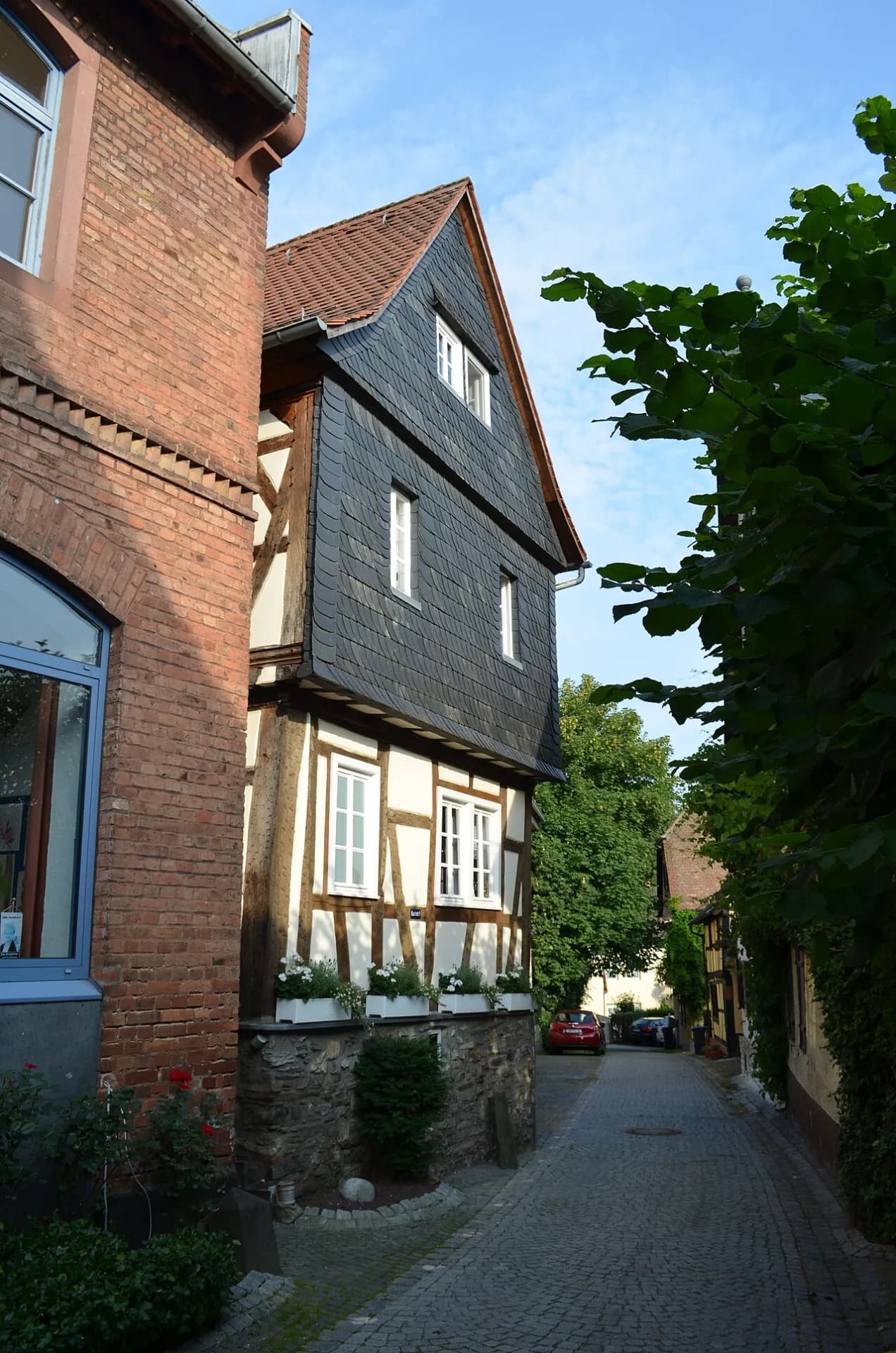 Fachwerkhaus an der Karlstraße 1 in Königstein im Taunus