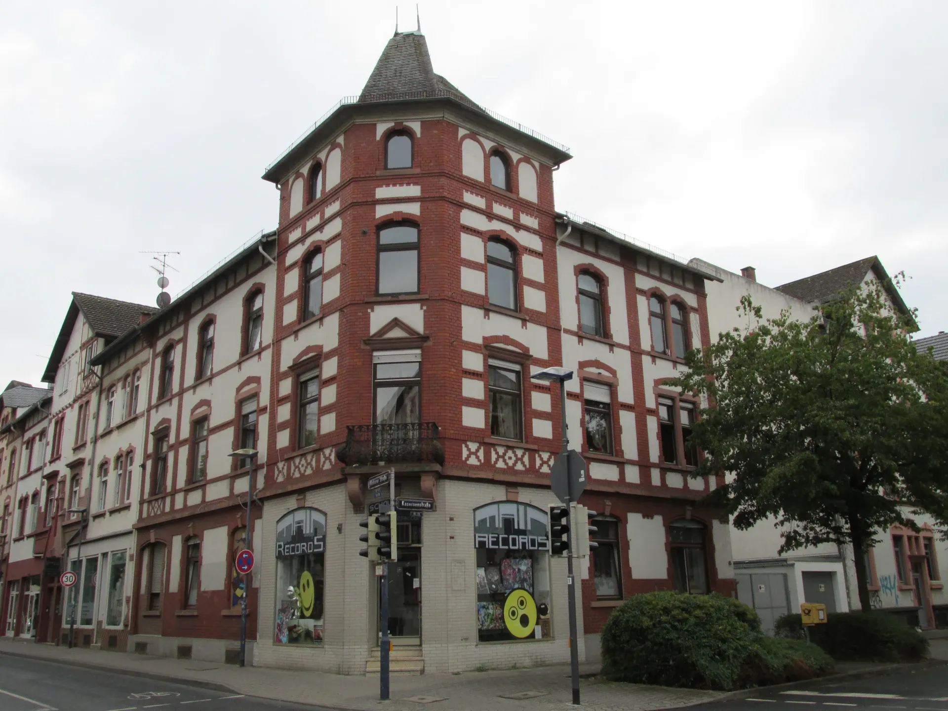 Eckhaus Kasernenstraße 15 in Offenbach