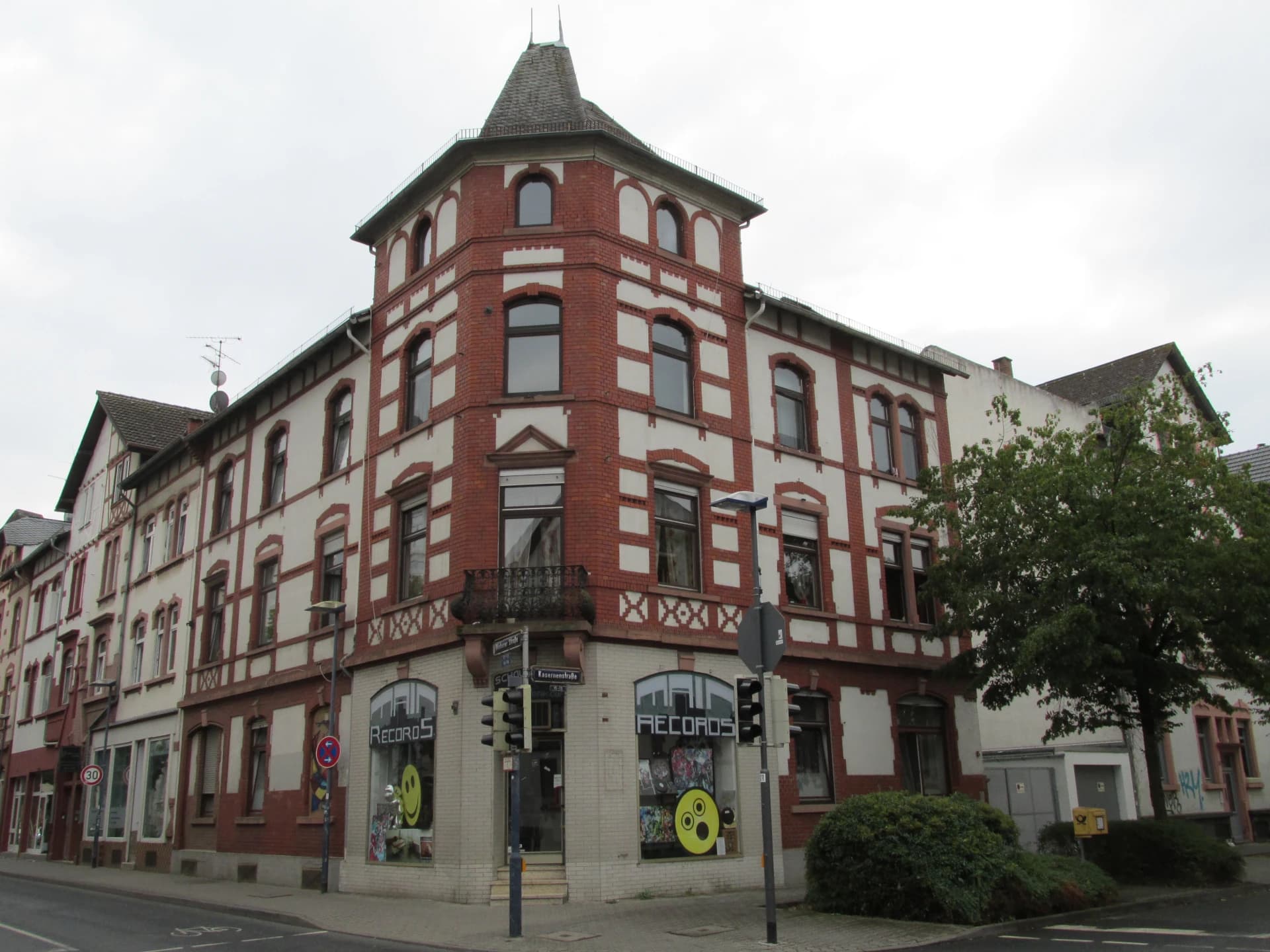 Eckhaus Kasernenstraße 15 in Offenbach