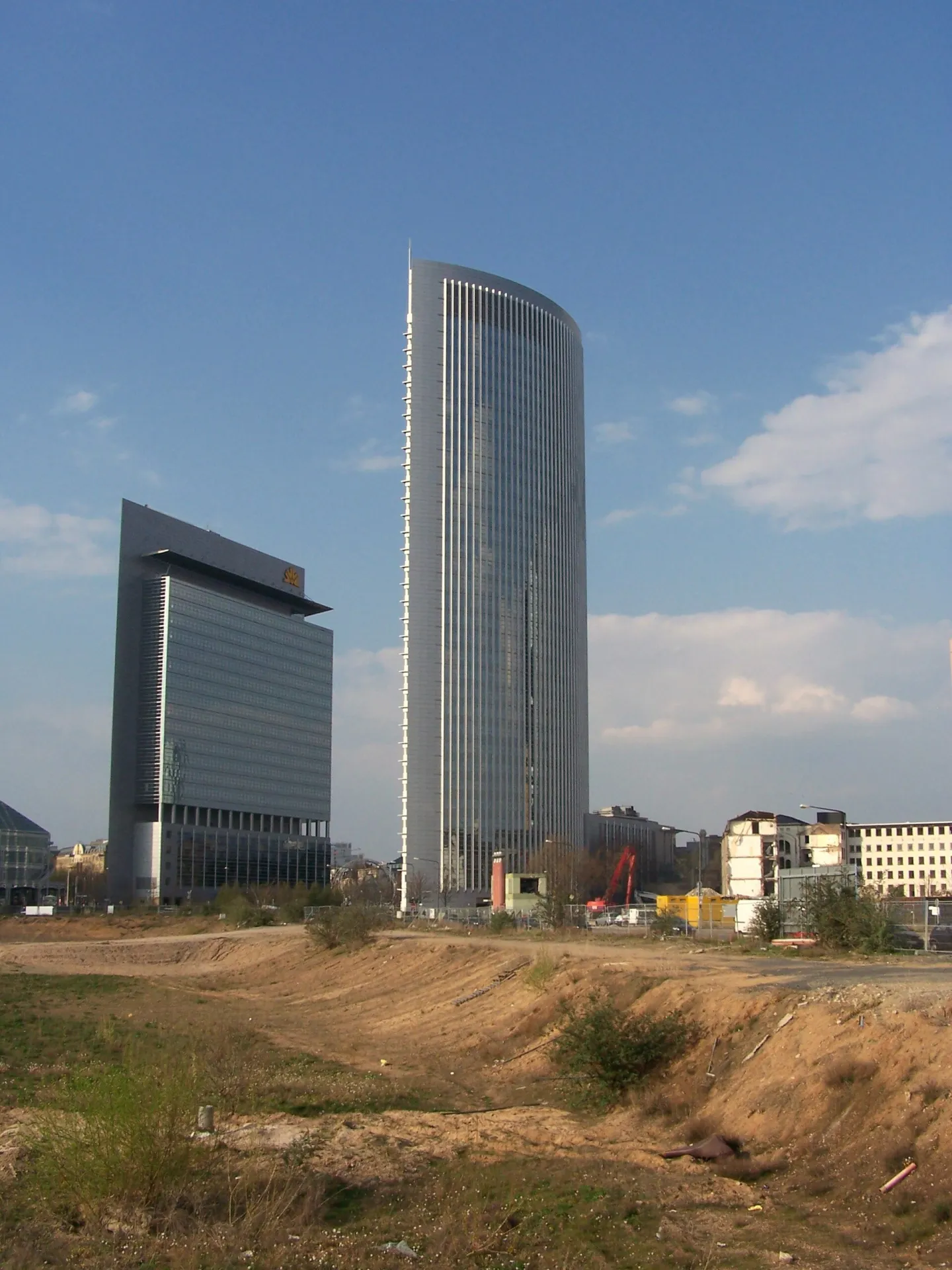 Hochhauspaar Kastor und Pollux im Frankfurter Gallus
