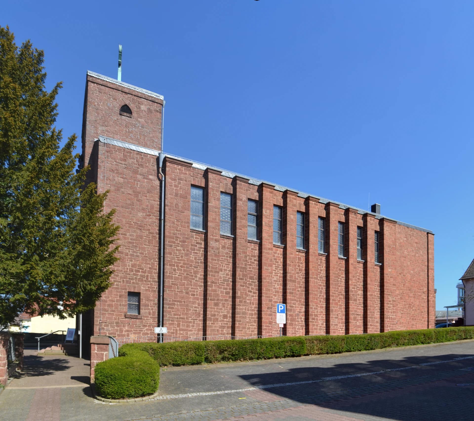 Katholische Kirche St. Johannes in Bad König