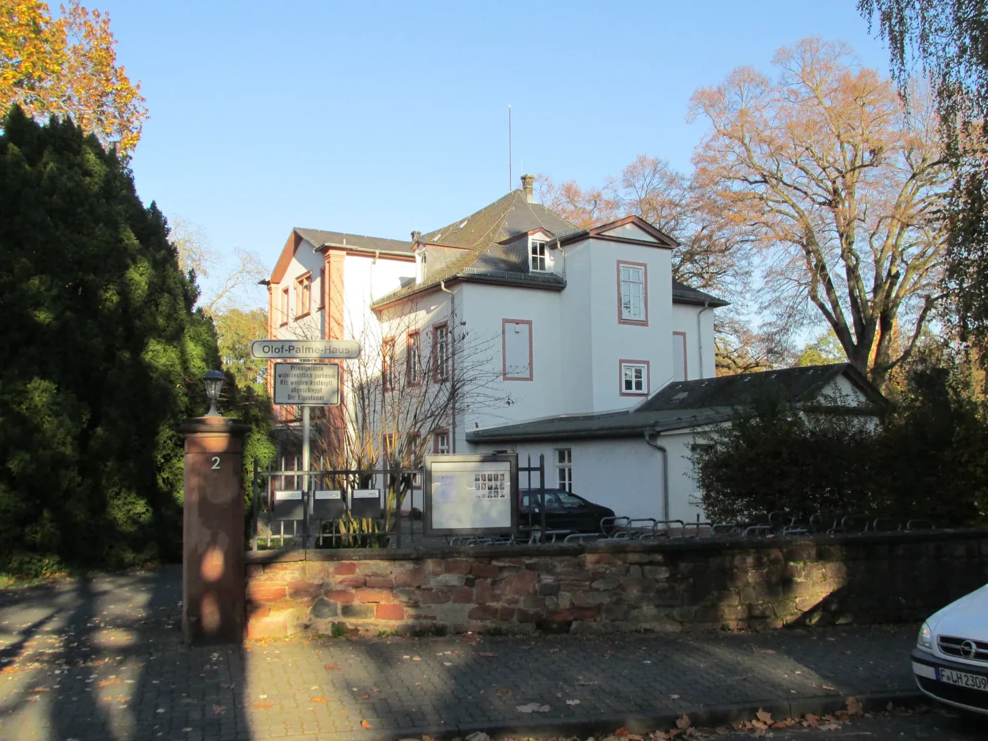 Anwesen an der Pfarrer-Hufnagel-Straße in Hanau-Kesselstadt