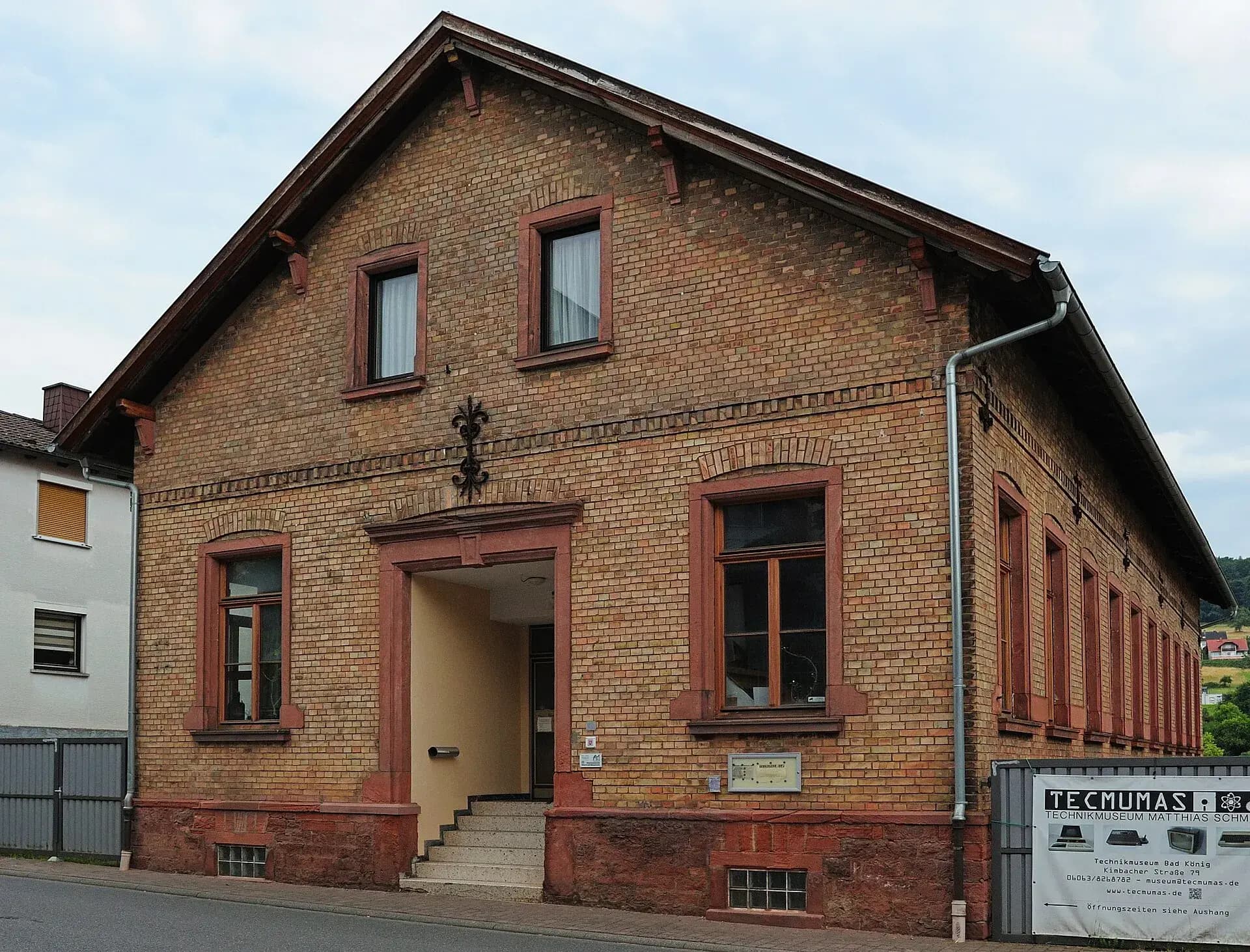 Backsteinhaus an der Kimbacher Straße in Bad König