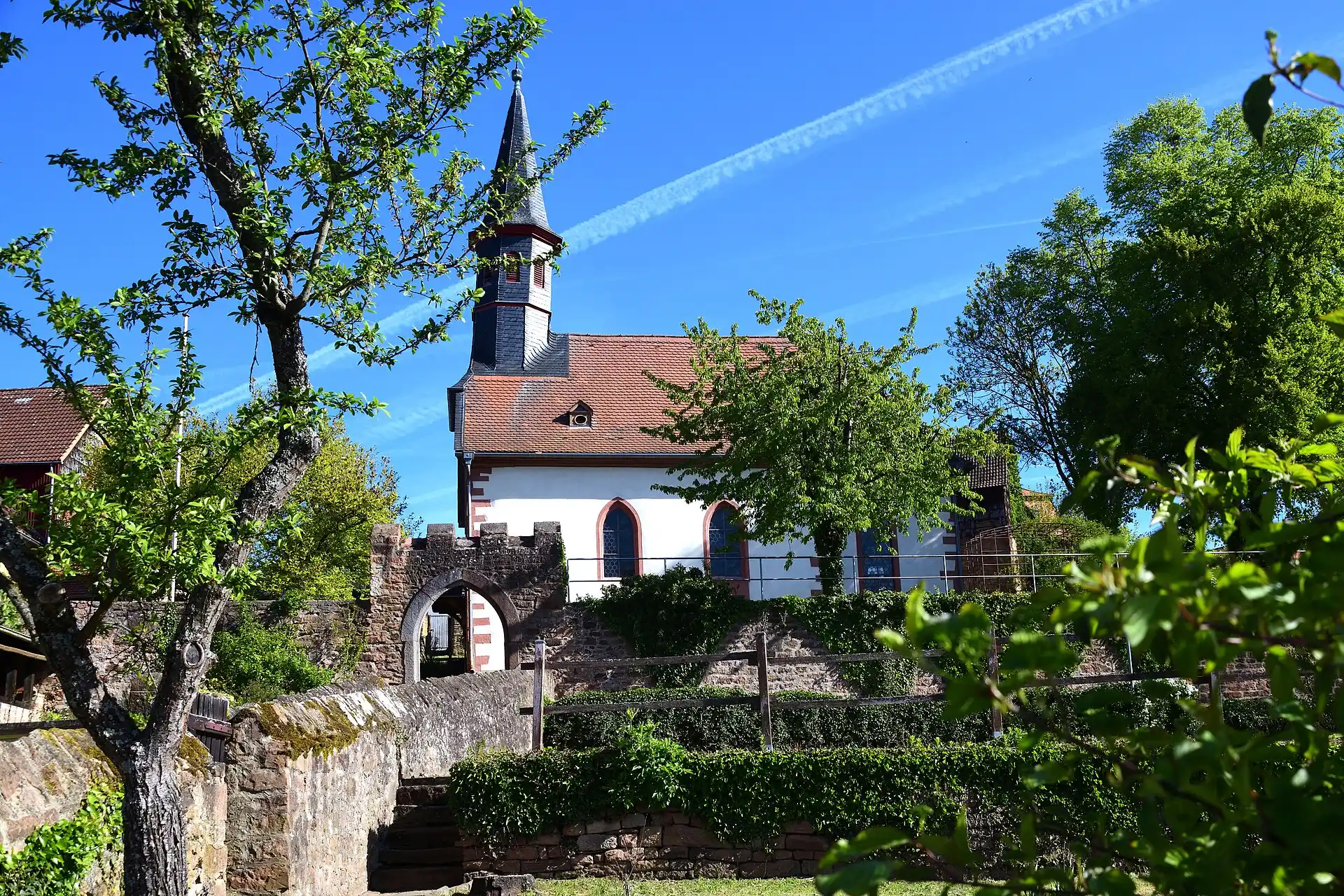 Kirche im Ortsteil Rimhorn in Lützelbach