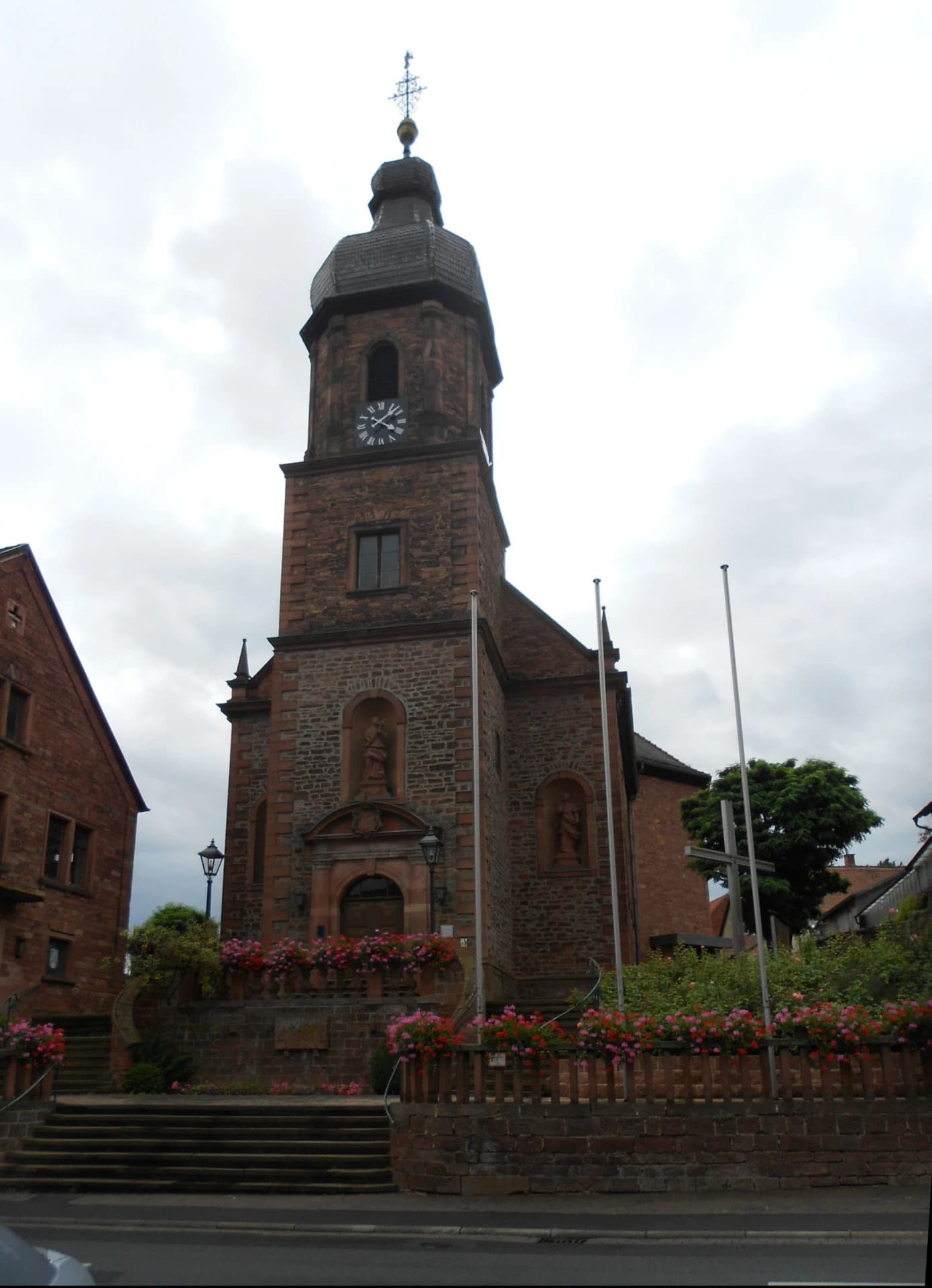 Katholische Pfarrkirche St. Maria Magdalena in Klingenberg am Main