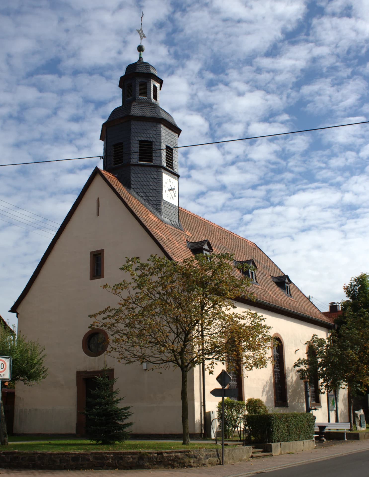 Kirche im Stadtteil Waldensberg in Wächtersbach