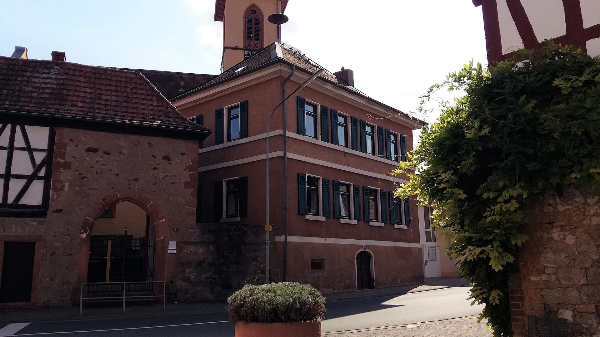 Sandsteinhaus in der Friedrich-Ebert-Straße in Kleestadt