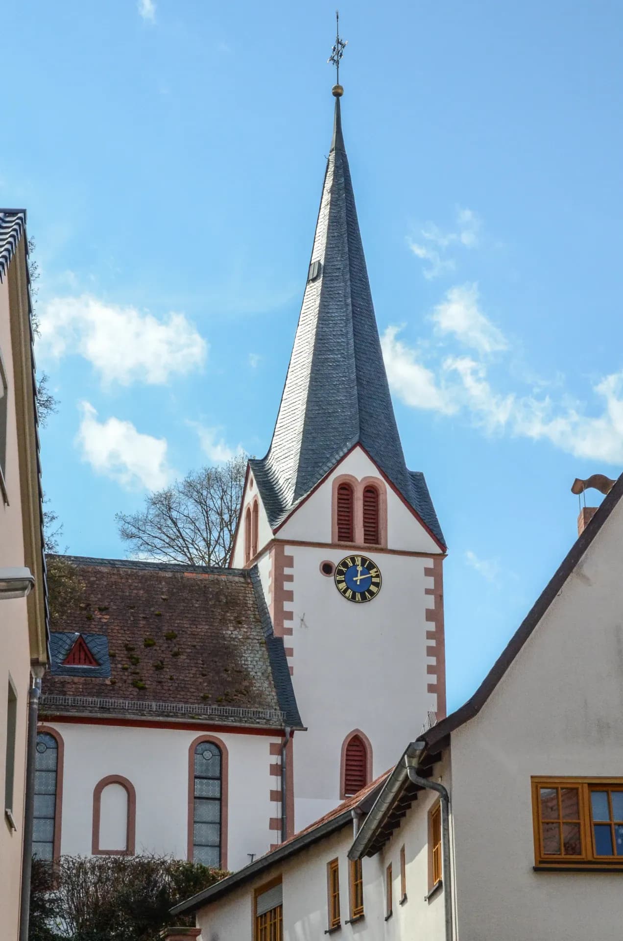 Kirchturm der Evangelischen Kirche in Klein-Umstadt