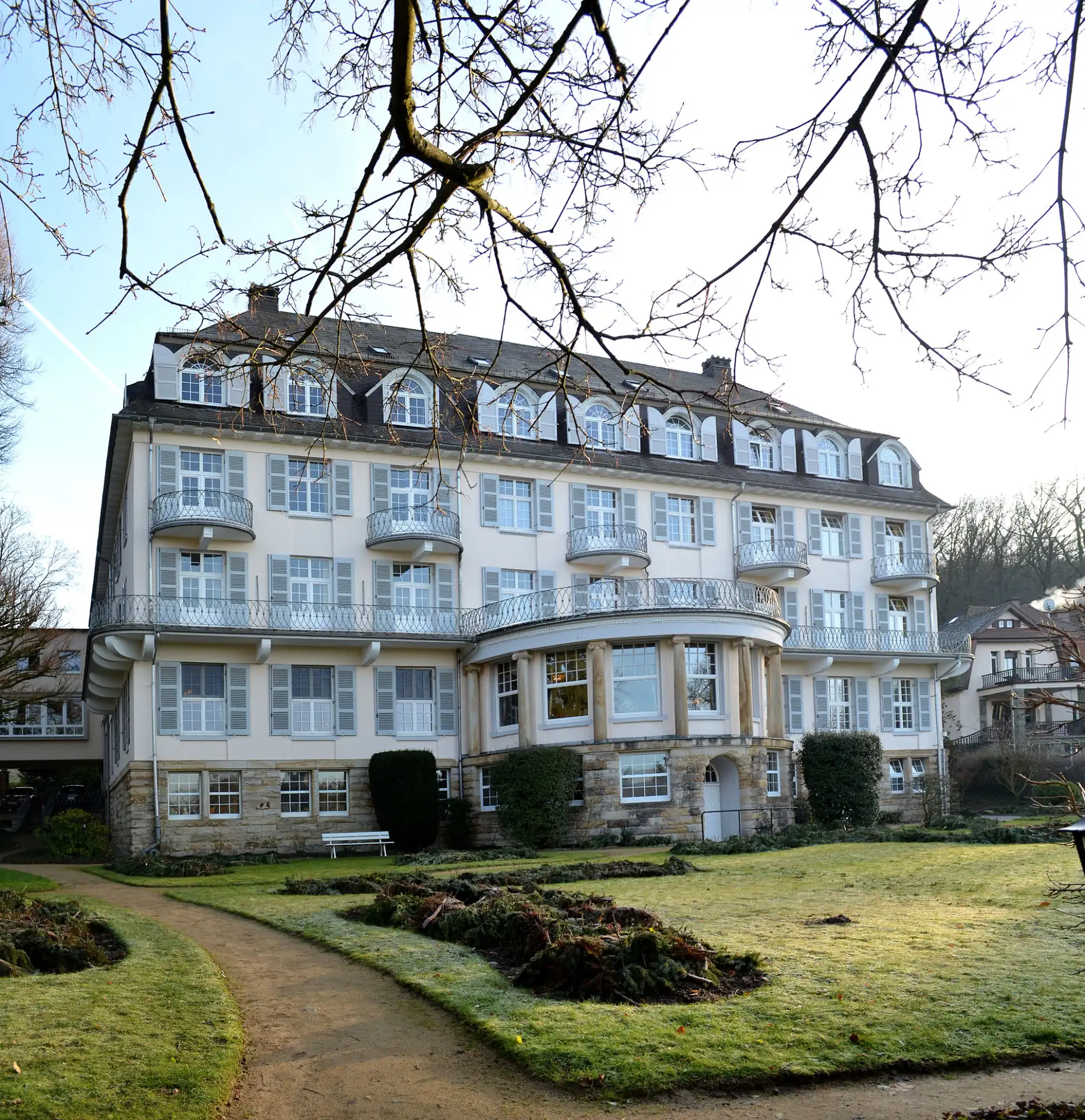 Haupthaus der Klinik Amelung in Königstein im Taunus
