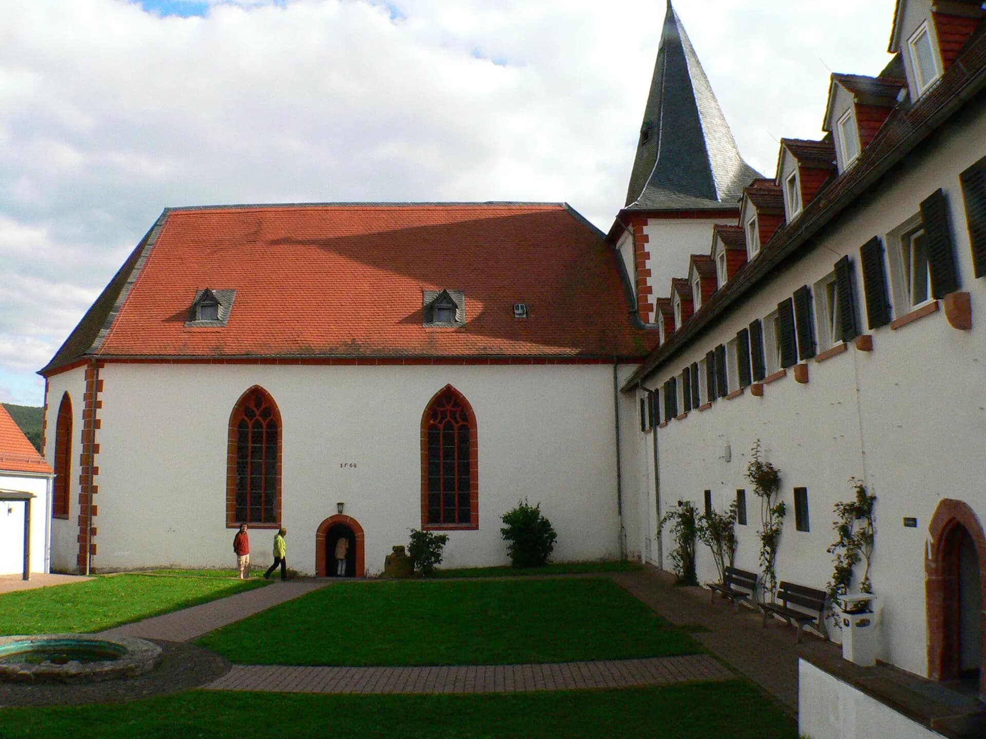 Stiller Hof des Klosters Höchst in Höchst im Odenwald