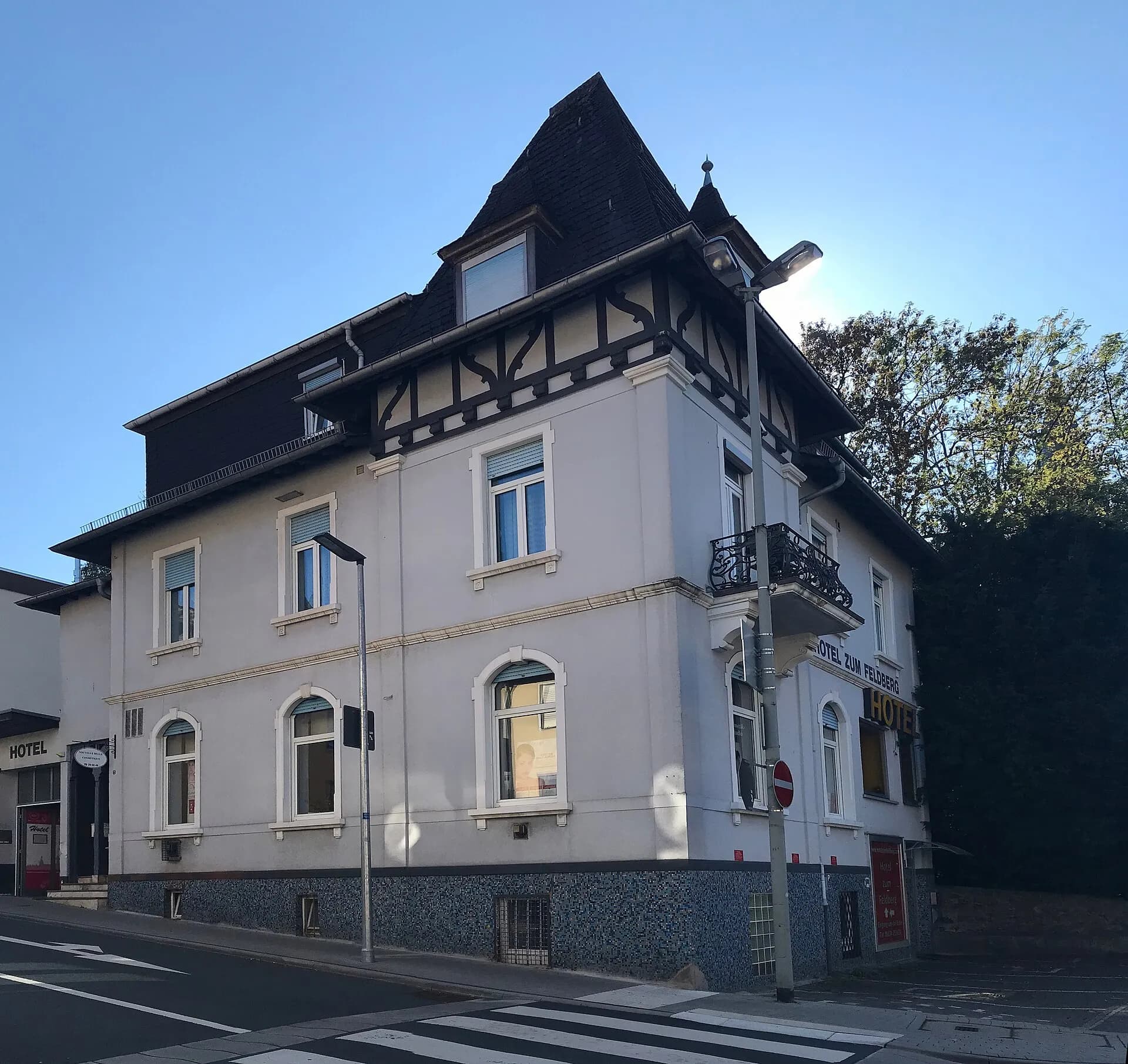 Hotel zum Feldberg an der Klosterstraße 2 in Königstein im Taunus