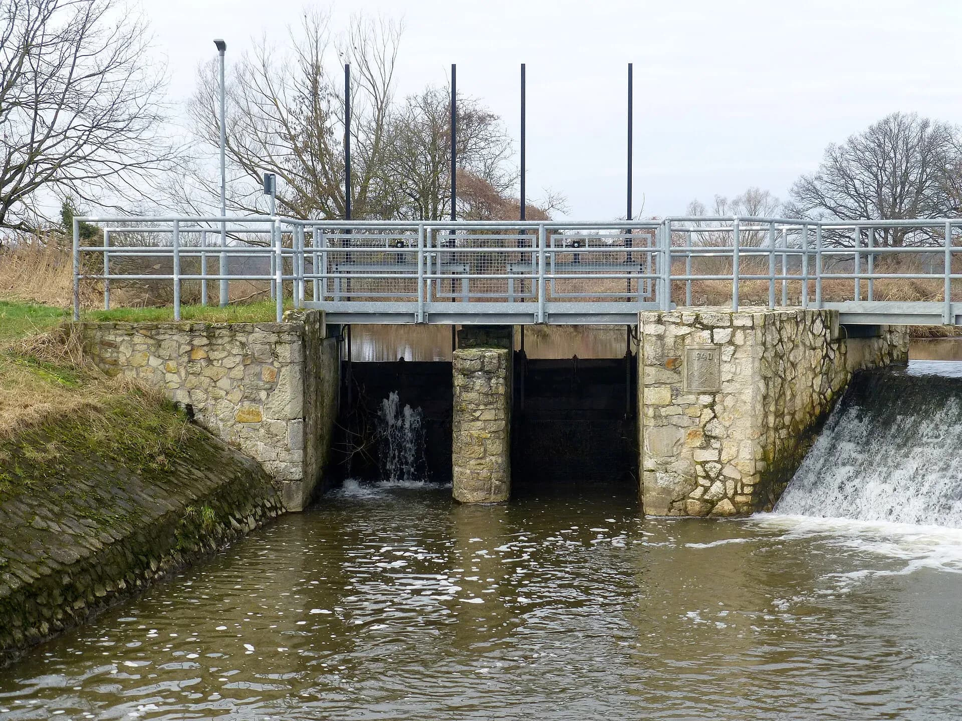 Altes Wehr an der Konfurter Mühle bei Babenhausen