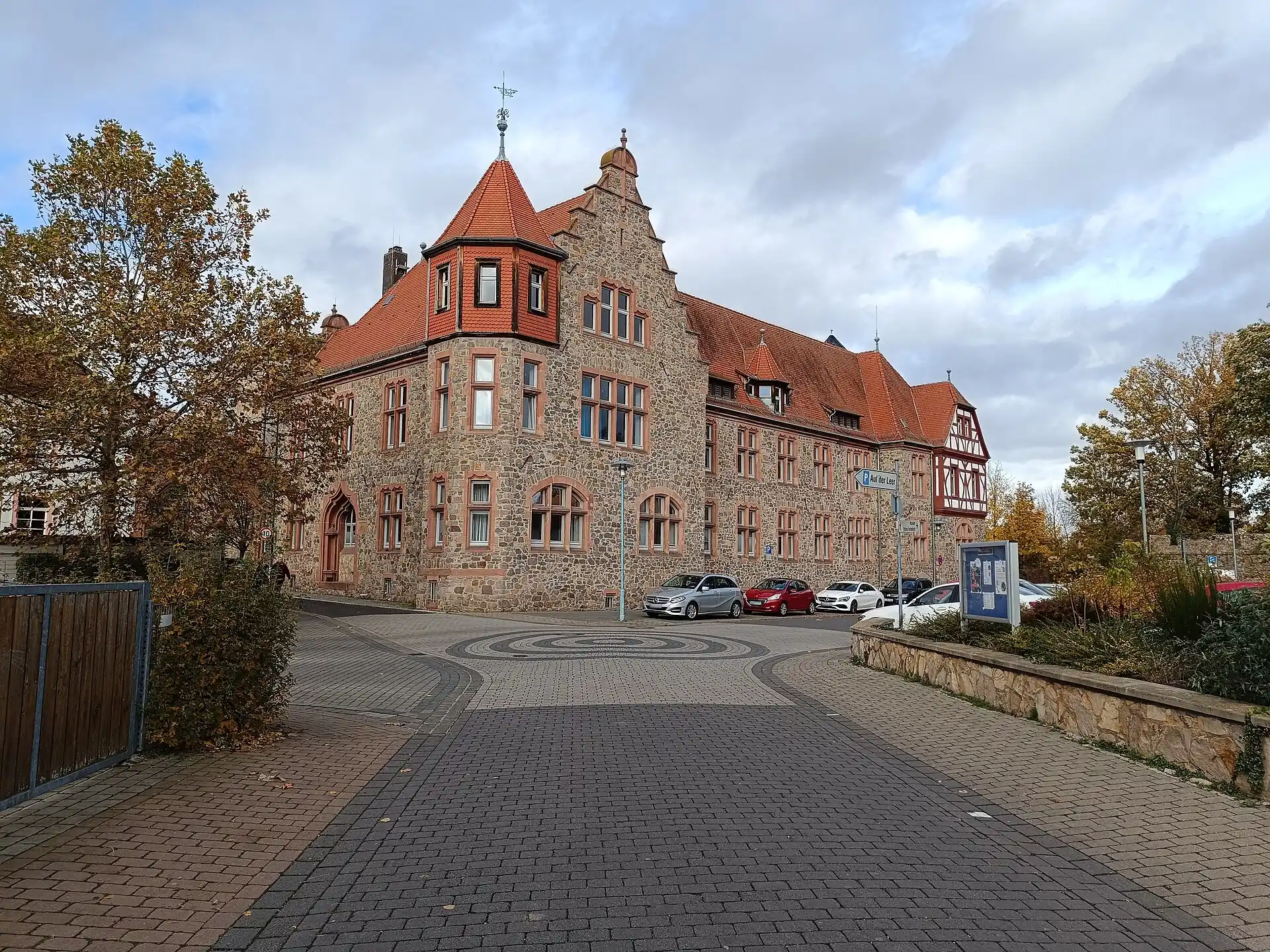 Zufahrt zum Kreisamt in Dieburg