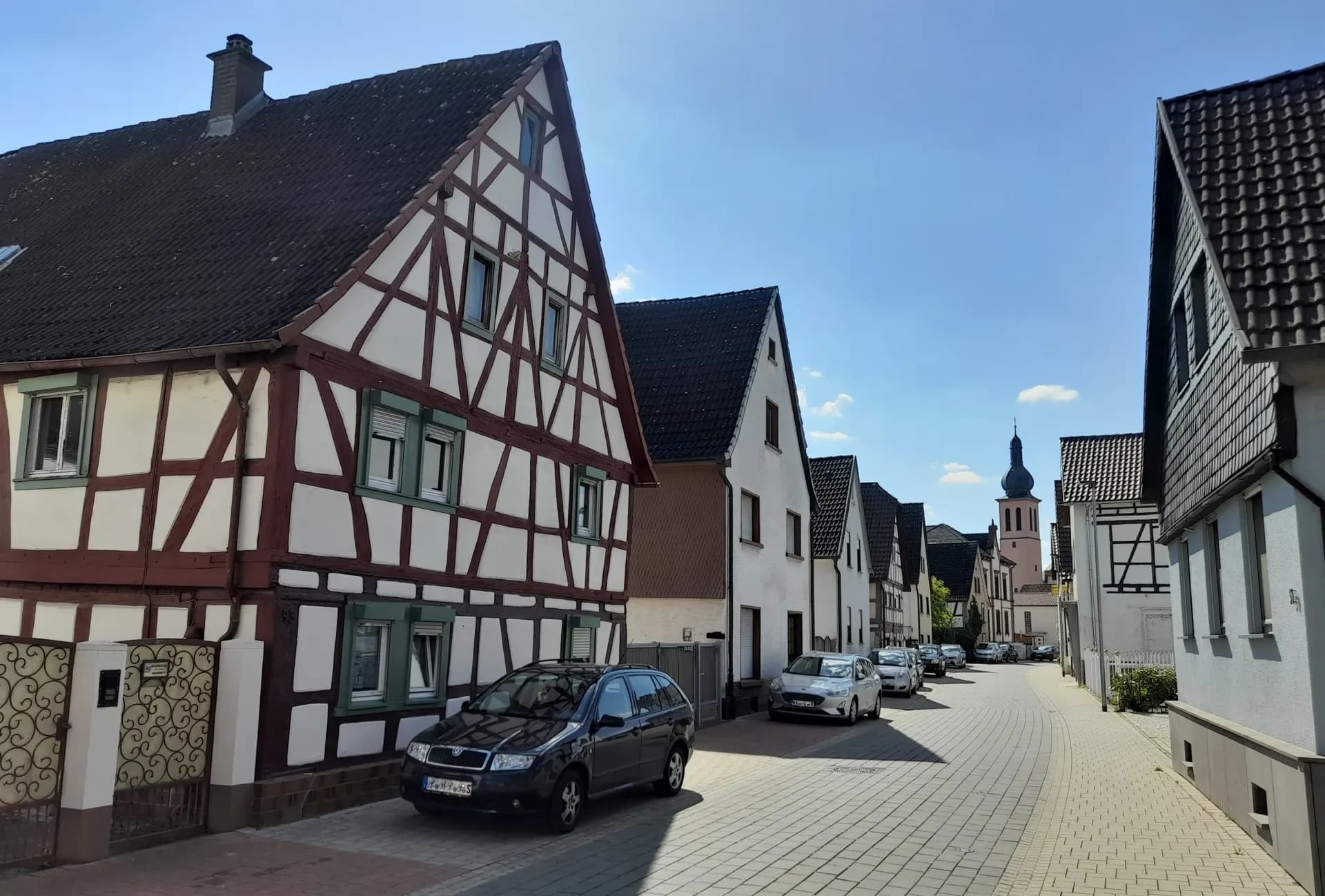 Fachwerkhäuser in der Krotzenburger Straße in Hainburg-Klein-Krotzenburg