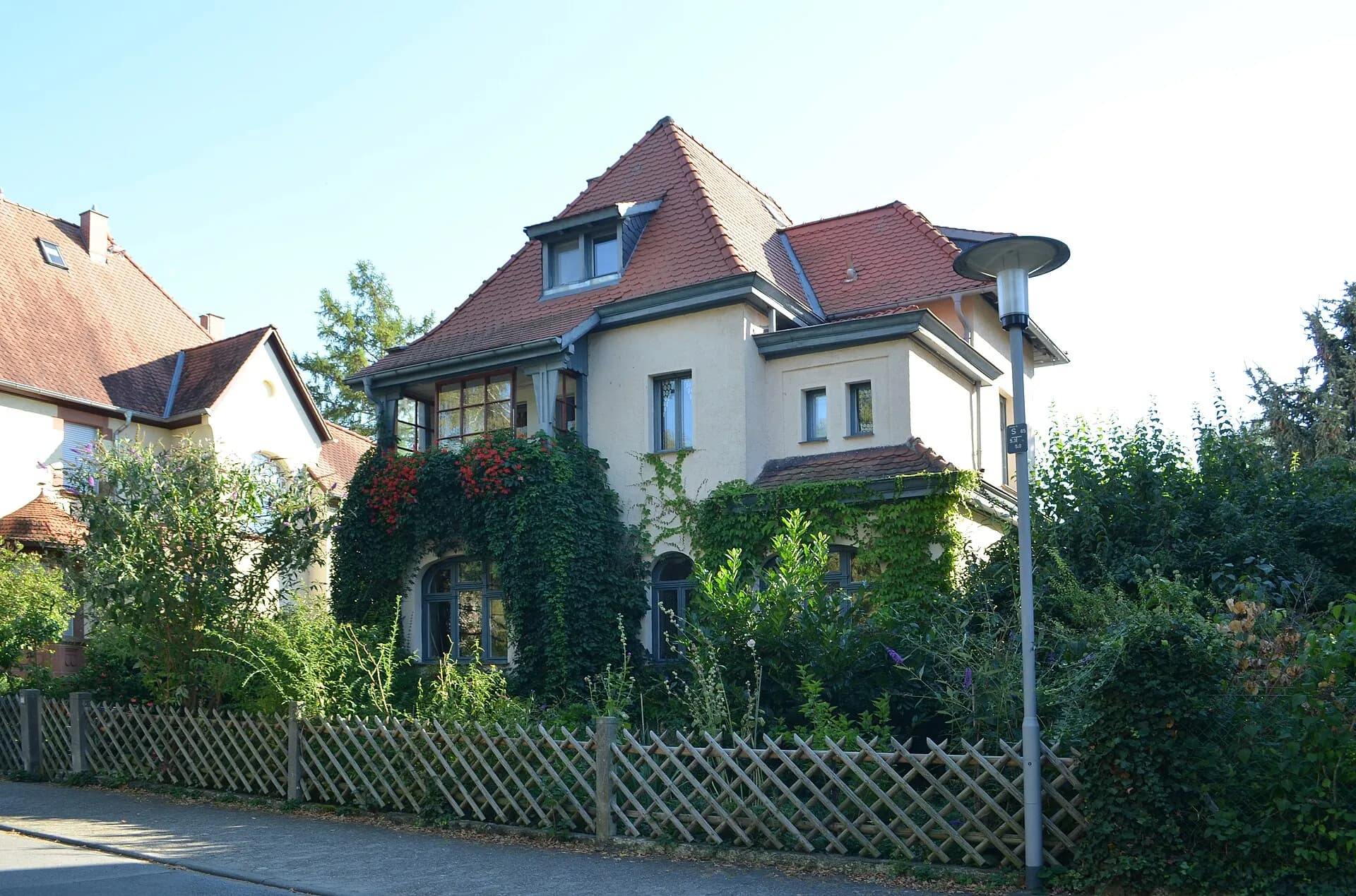 Landhaus in der Burkhardtstraße in Seeheim-Jugenheim