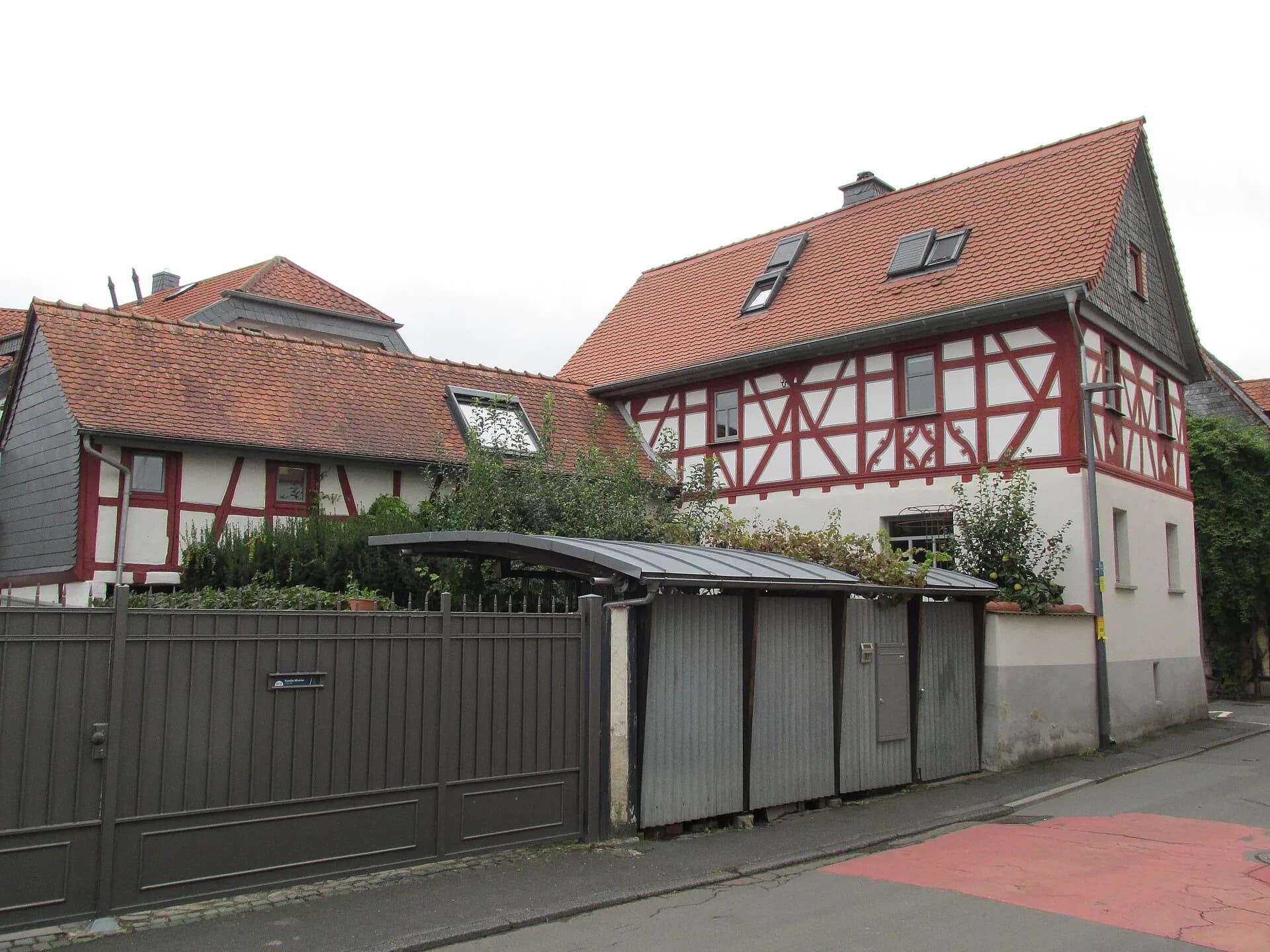 Lange Straße 87 von der Straße in Oberursel-Bommersheim