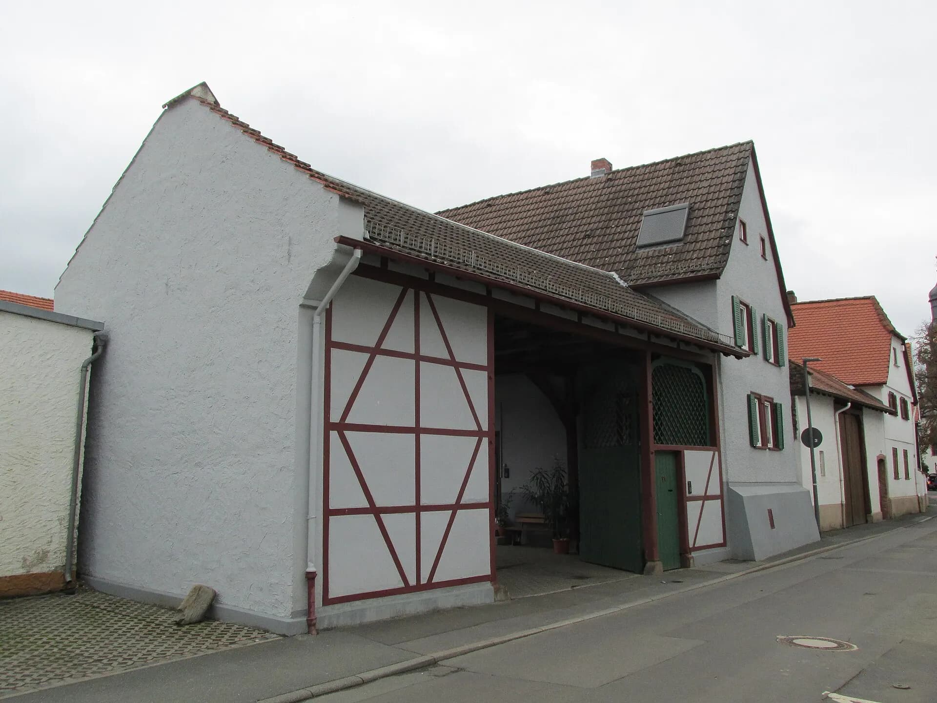 Scheune mit Fachwerkgiebel in der Langen Straße 91 in Oberursel-Bommersheim